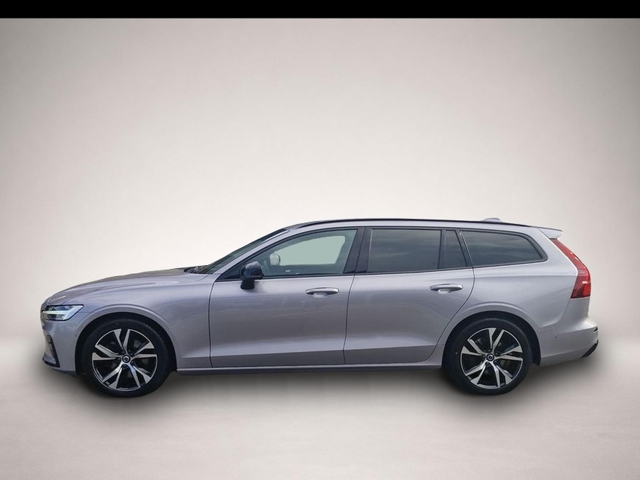 Volvo V60 (2025) - Photo 4