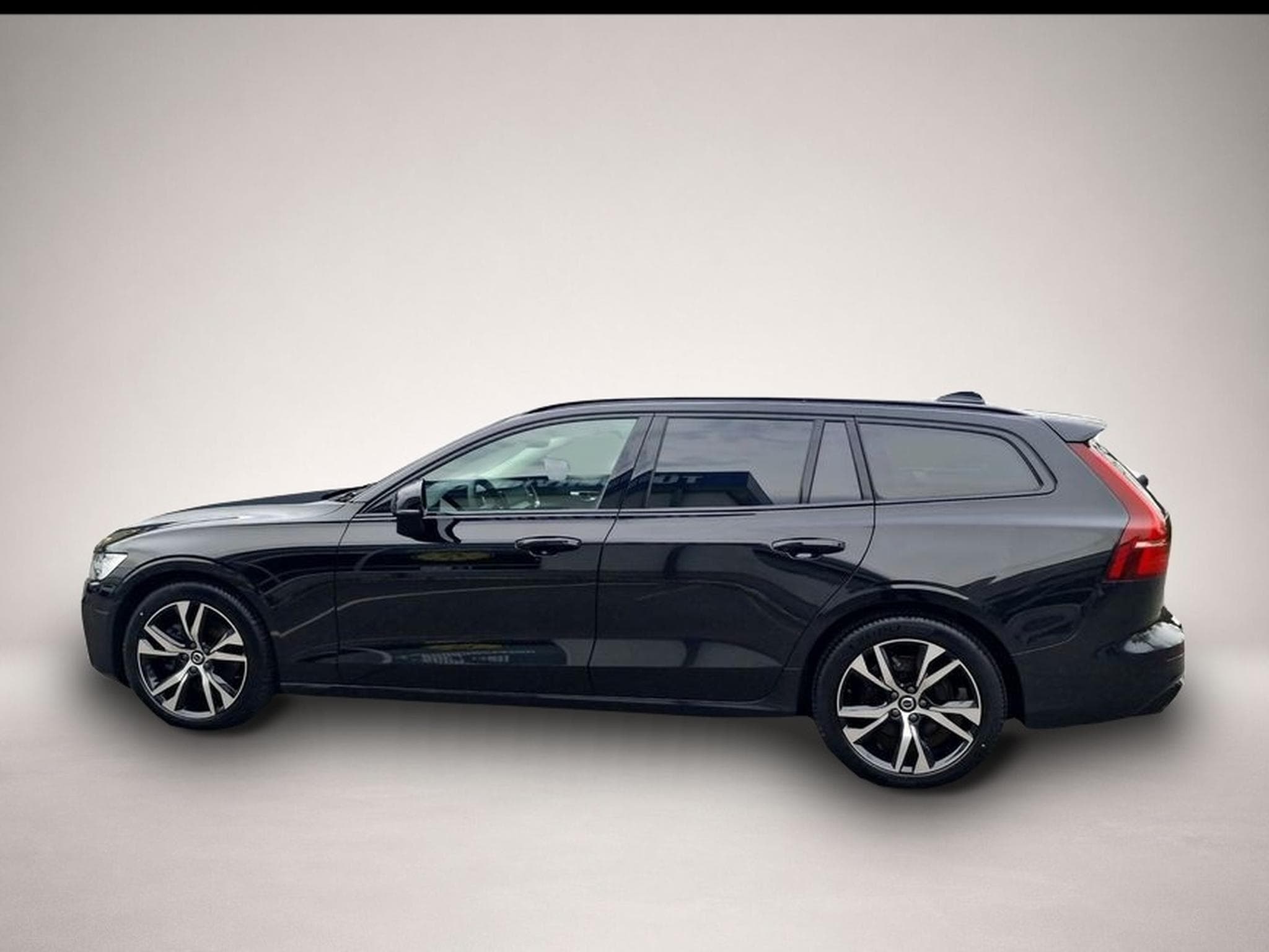 Volvo V60 (2025) - Photo 4