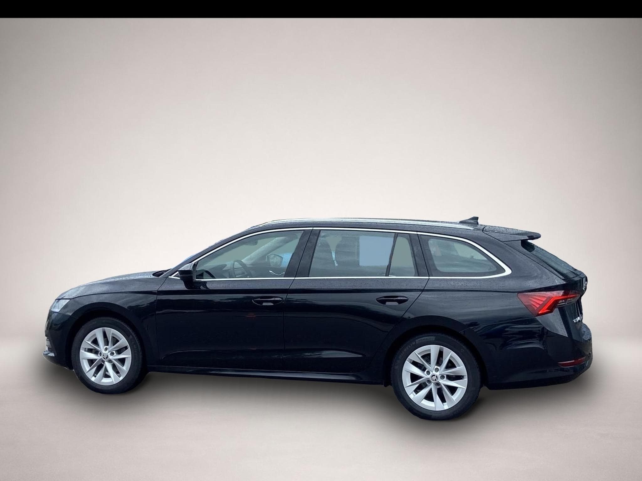 Skoda Octavia (2024) - Photo 3