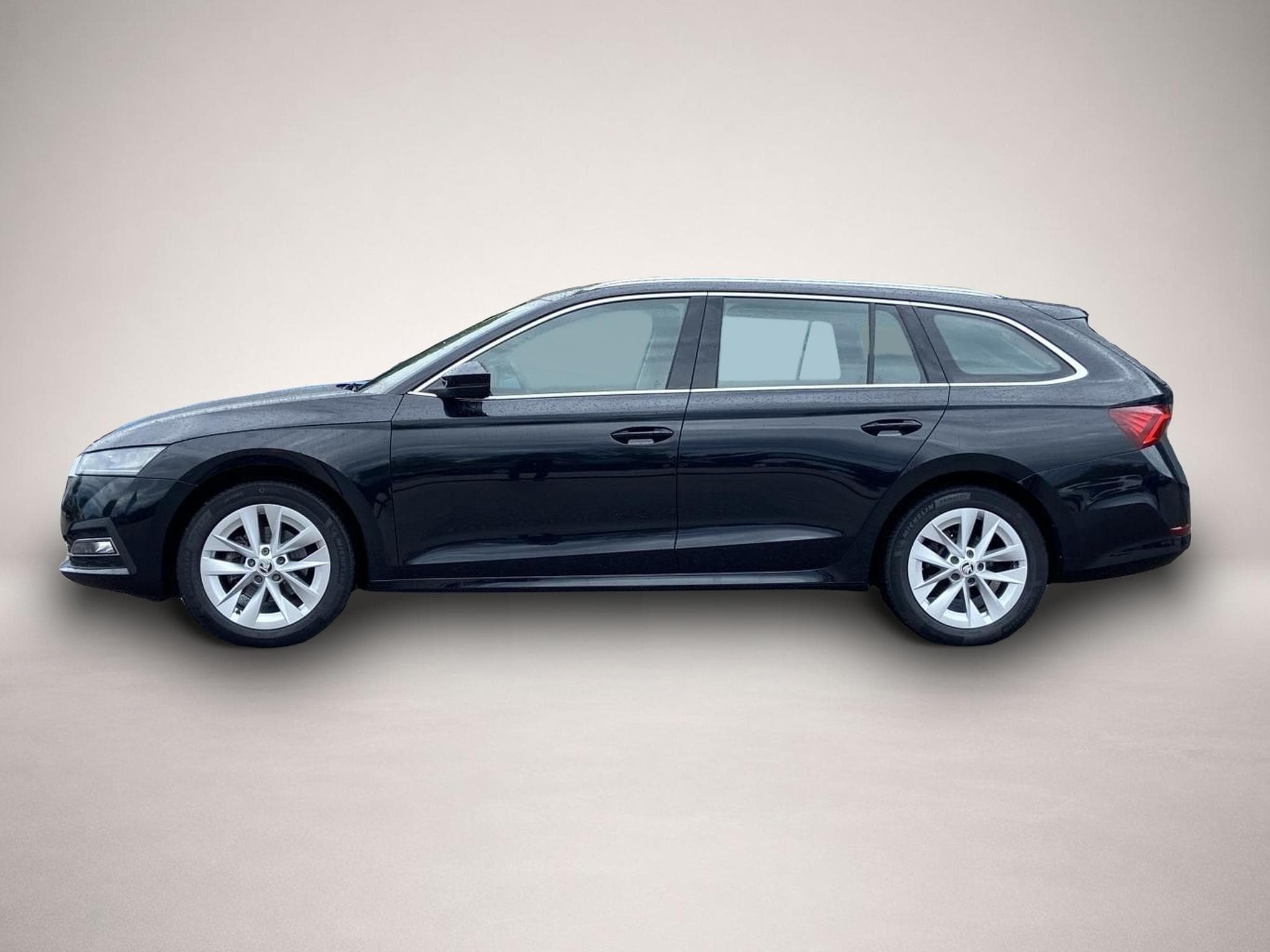 Skoda Octavia (2024) - Photo 2