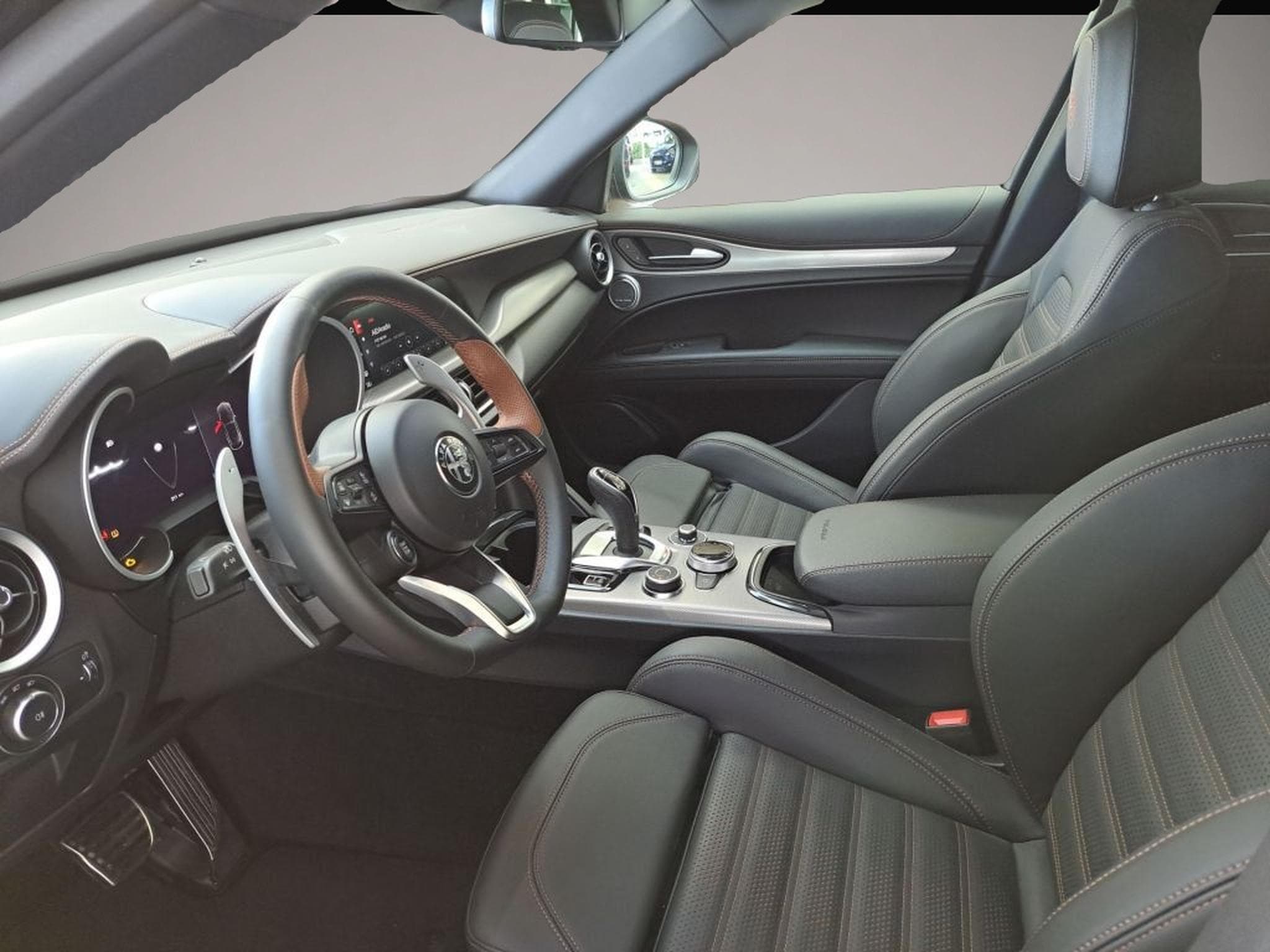 Alfa-Romeo Stelvio (2025) - Photo 5