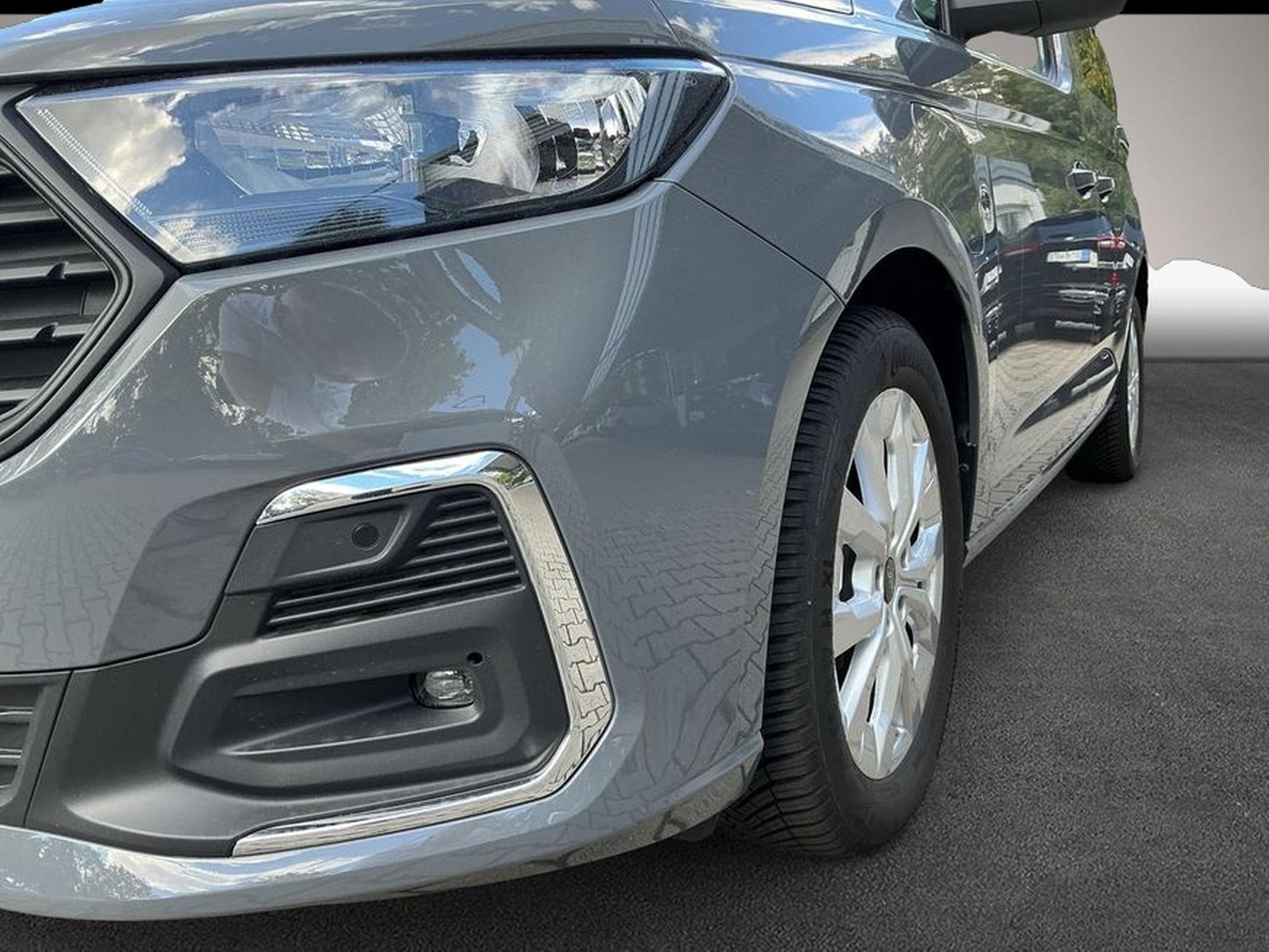 Ford Tourneo (2025) - Photo 6