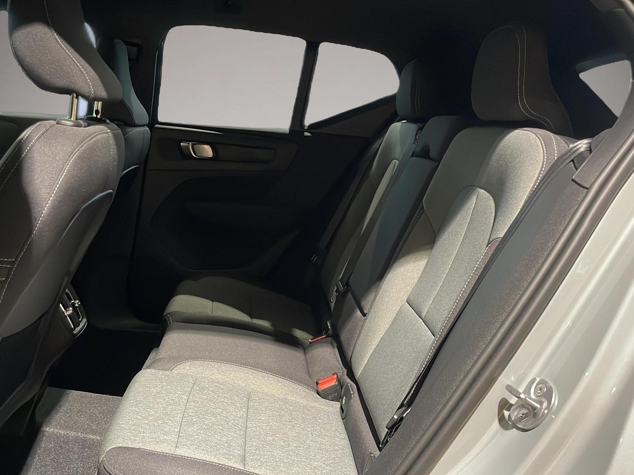 Volvo XC40 (2026) - Photo 6