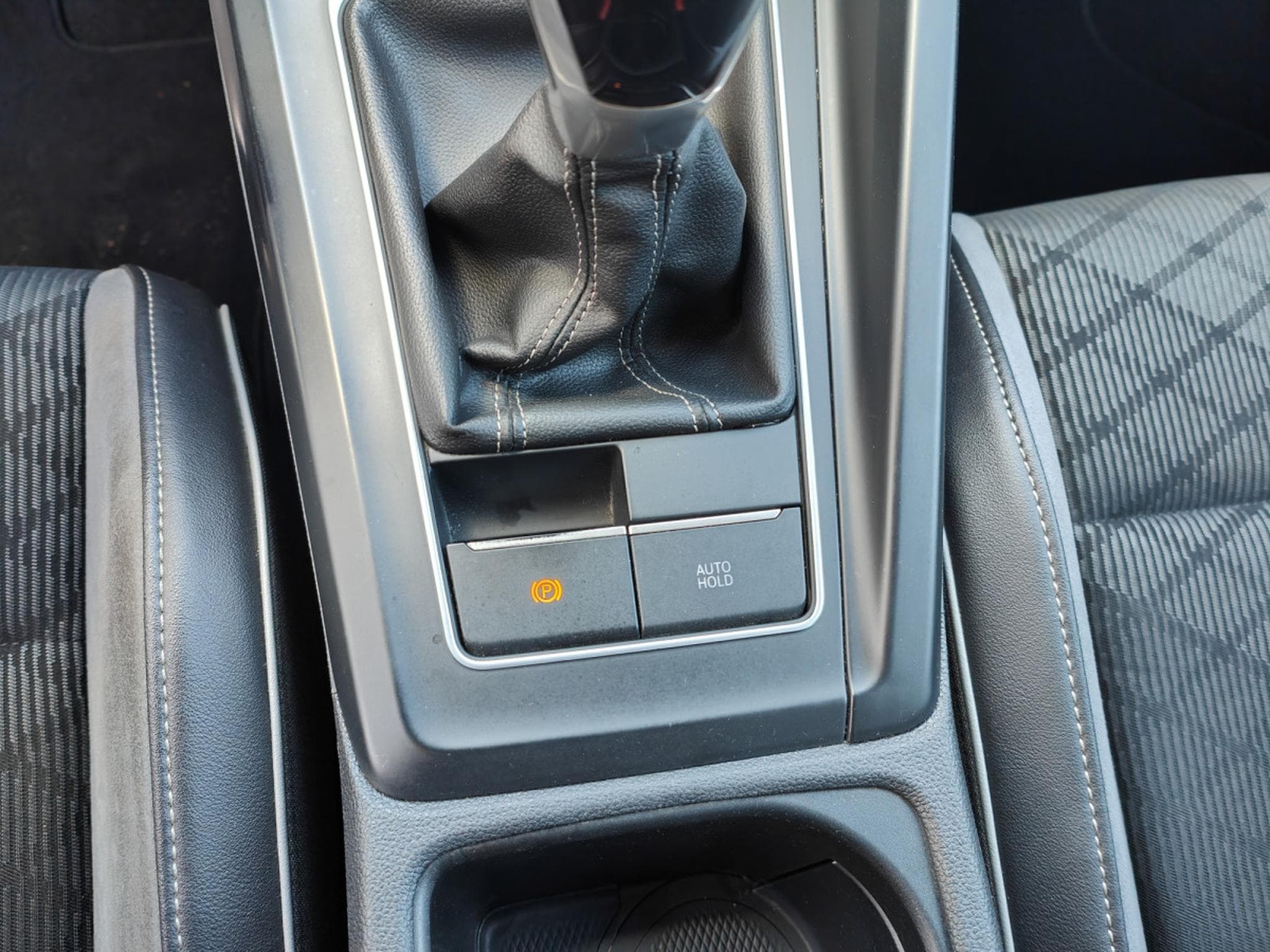 VW Golf 1.5 TSI R-LINE CARPLAY GPS BLUETOOTH PHARES LED (2021) - Photo 20