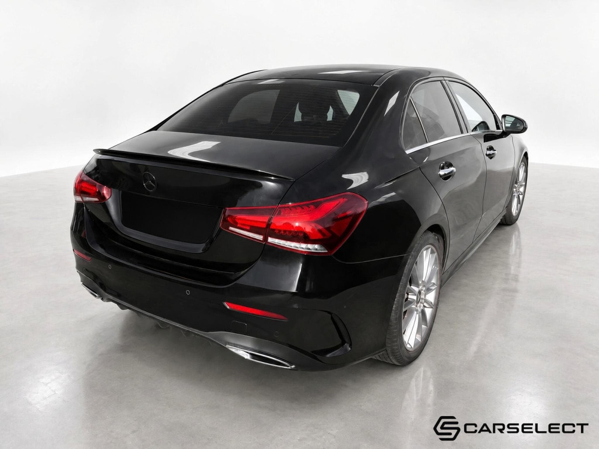 Mercedes 220 AMG LINE (2020) - Photo 6