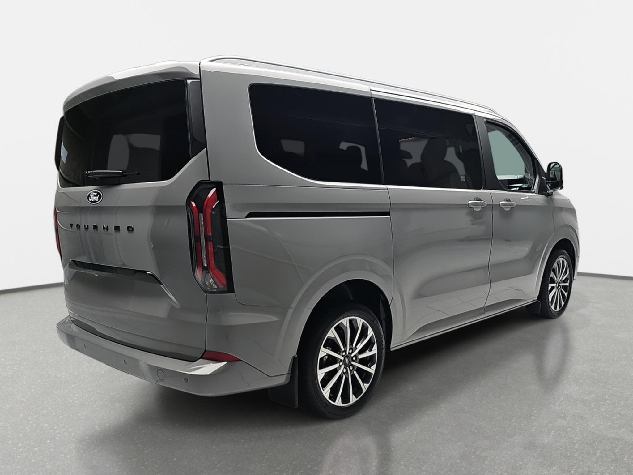 Ford Tourneo 2.0 TDCI ECOBLUE 170 L1 Titanium X (2026) - Photo 4