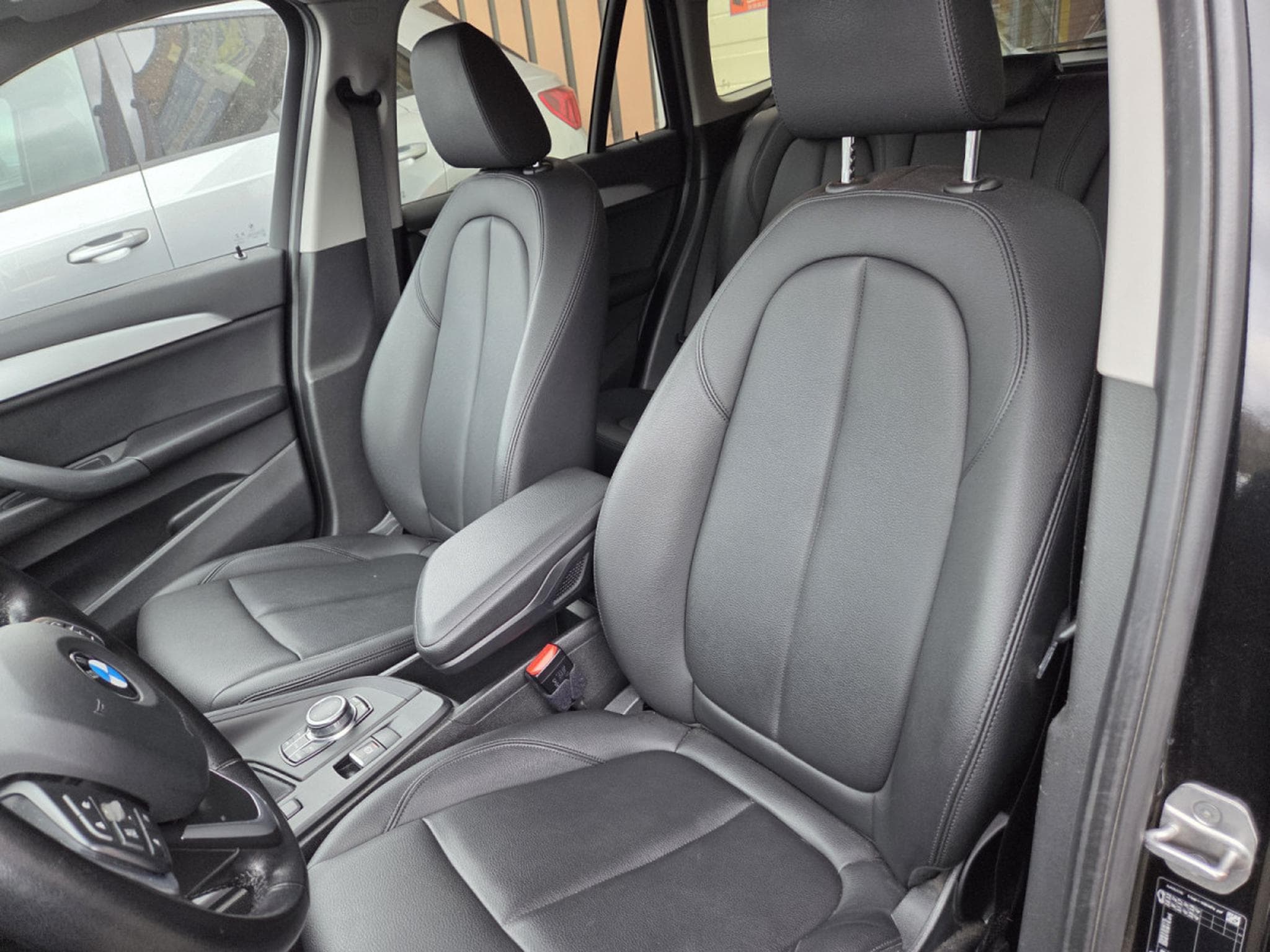 BMW X1 SDRIVE 18dA 150CV (2021) - Foto 8