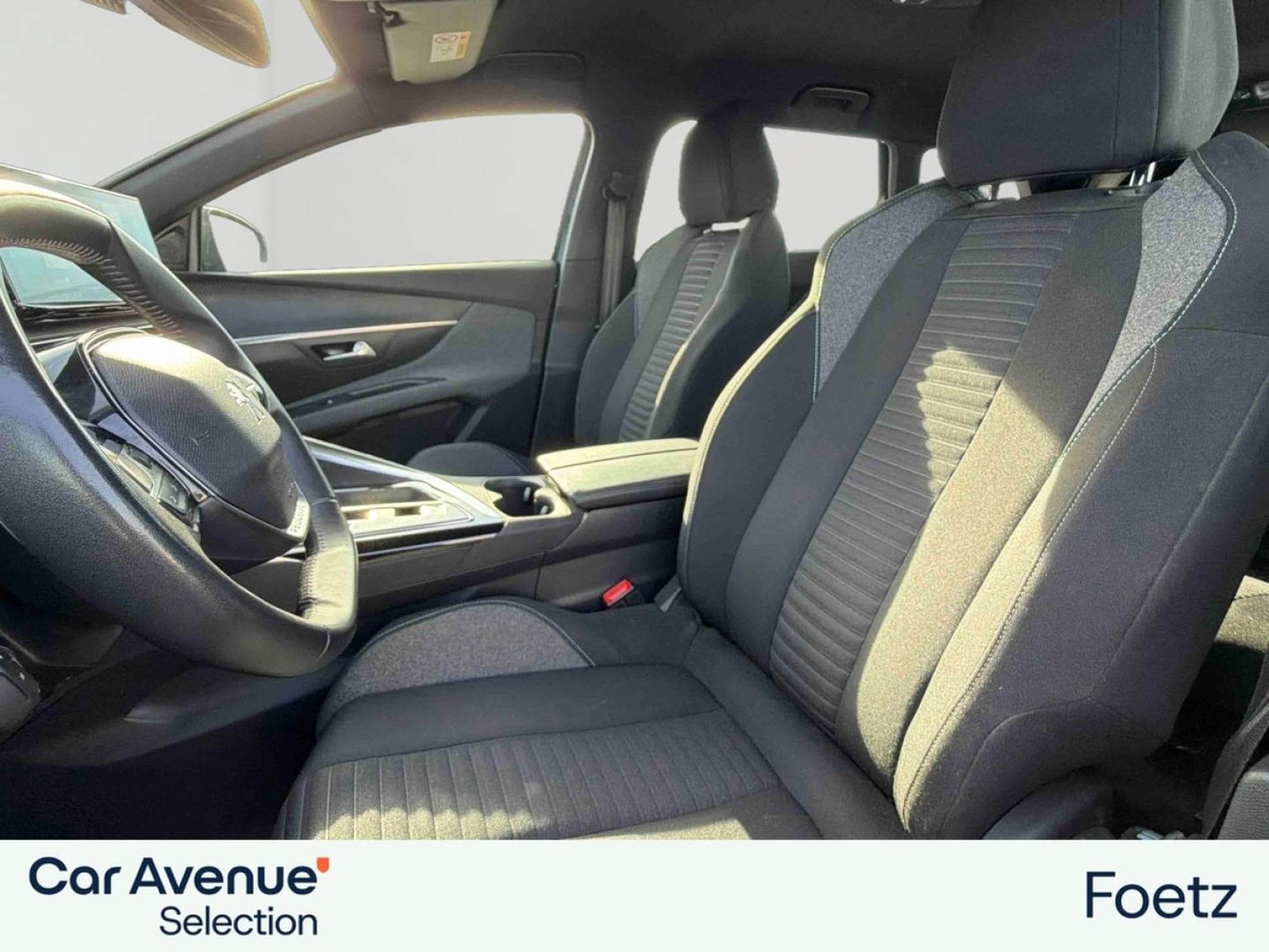 PEUGEOT 5008 1.5 BlueHDi 130ch S&S Active Pack EAT8 (2023) - Photo 8