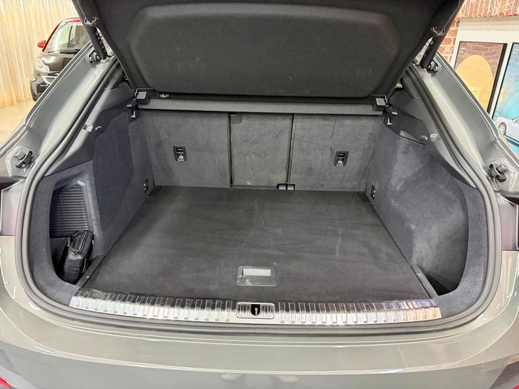 Audi Q3 Q3 Sportback 45 TFSi-e 150cv Auto S-LINE (2023) - Photo 7