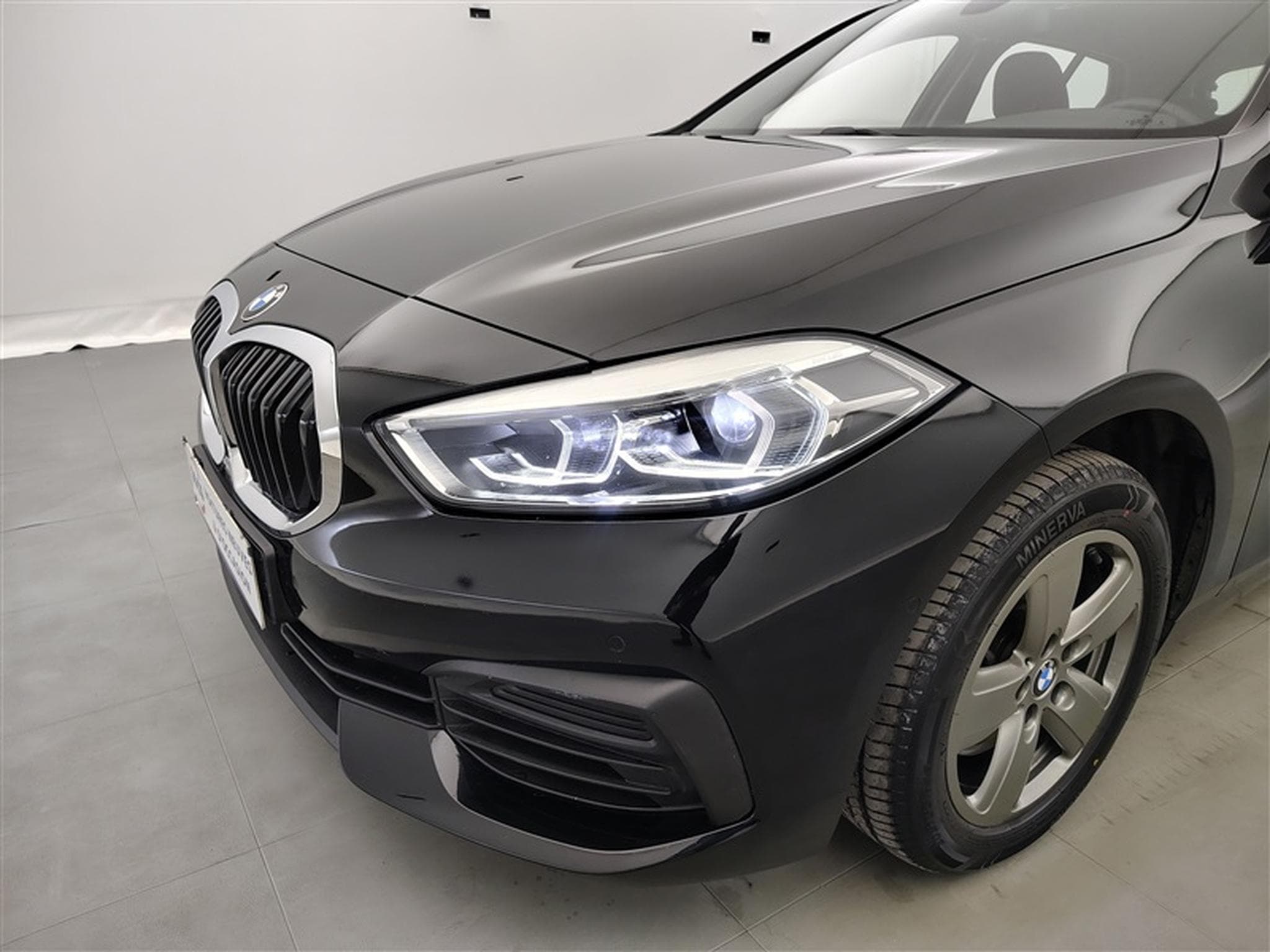 BMW 118 dA  Navi Cockpit / Led / PDC av+ar (2024) - Foto 15
