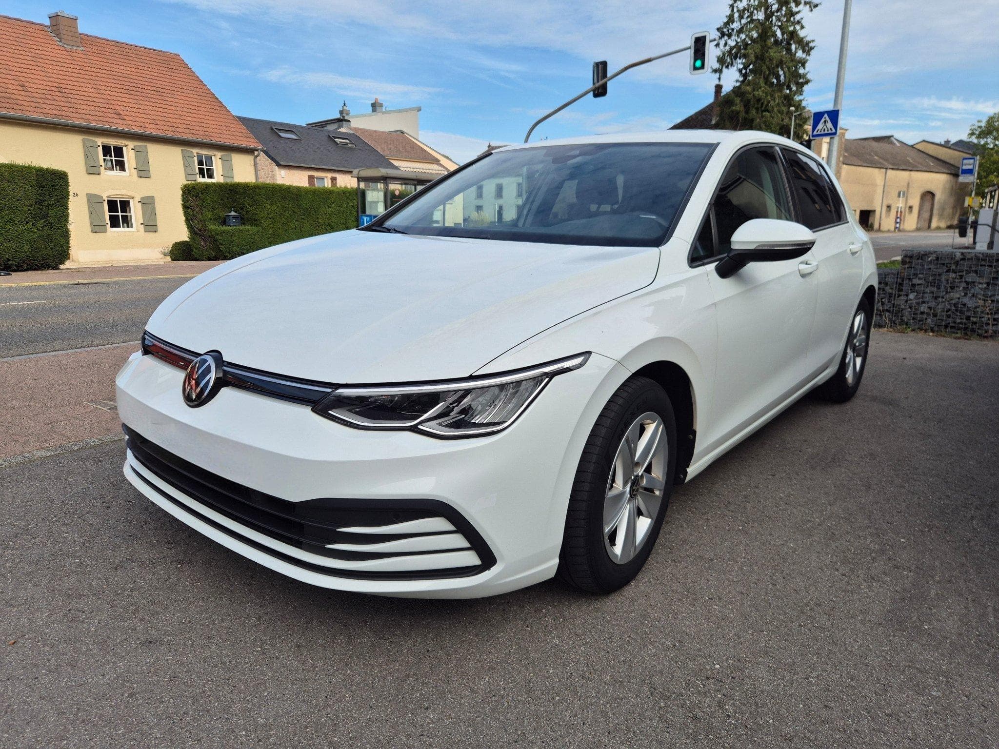 VW Golf VIII Life (2021) - Photo 1