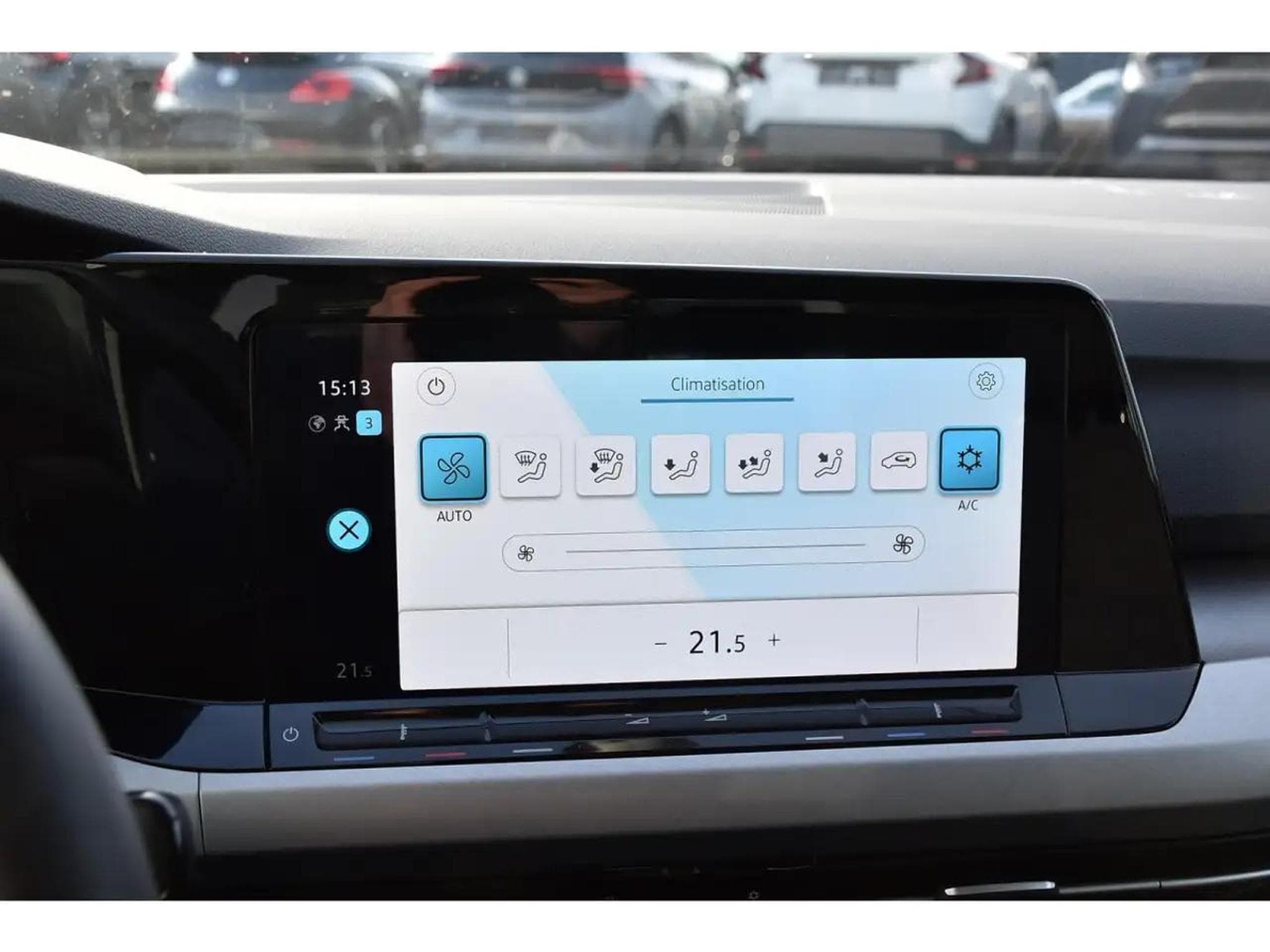 VW Golf (2024) - Photo 17