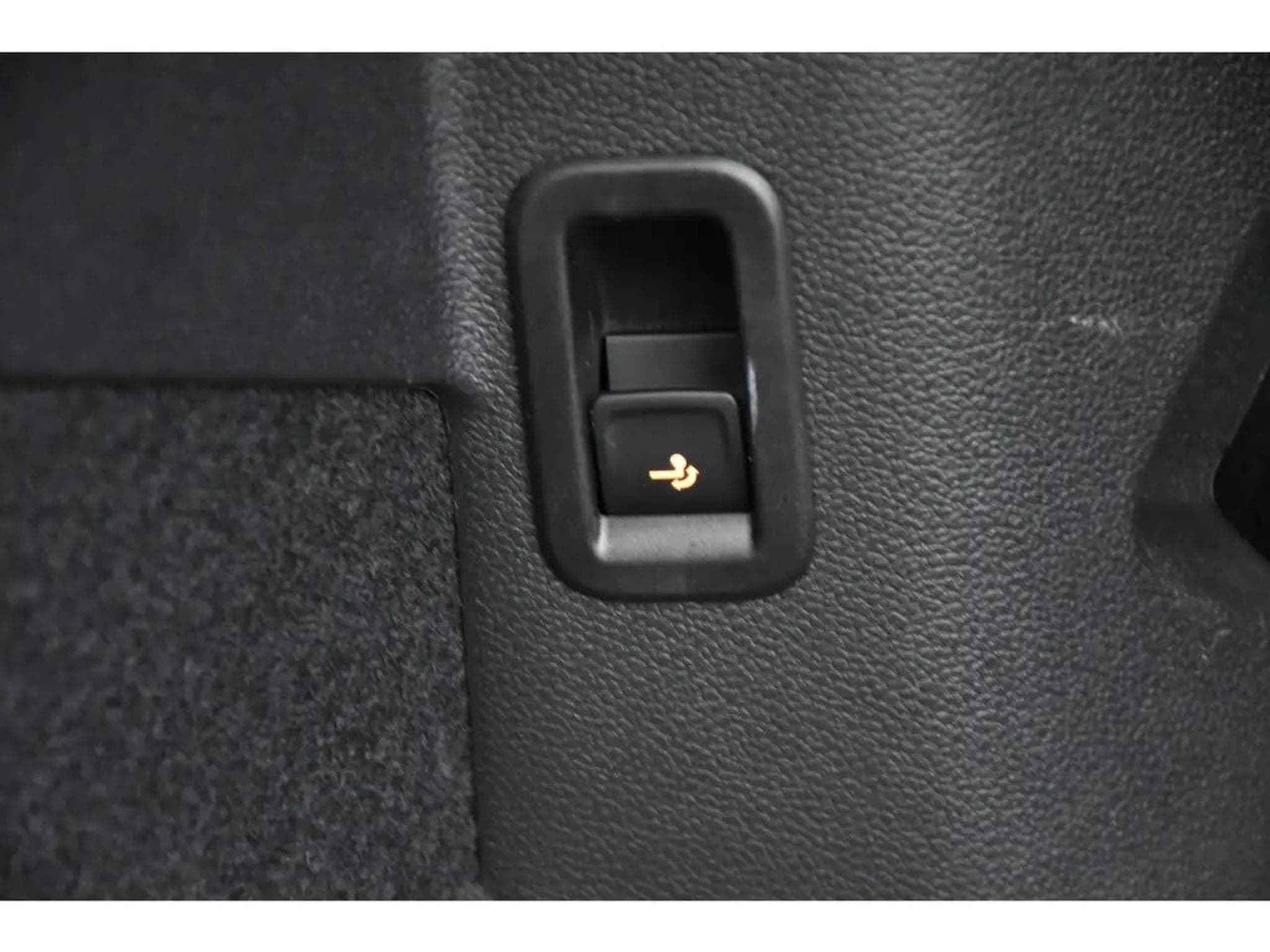 VW Golf (2024) - Photo 23