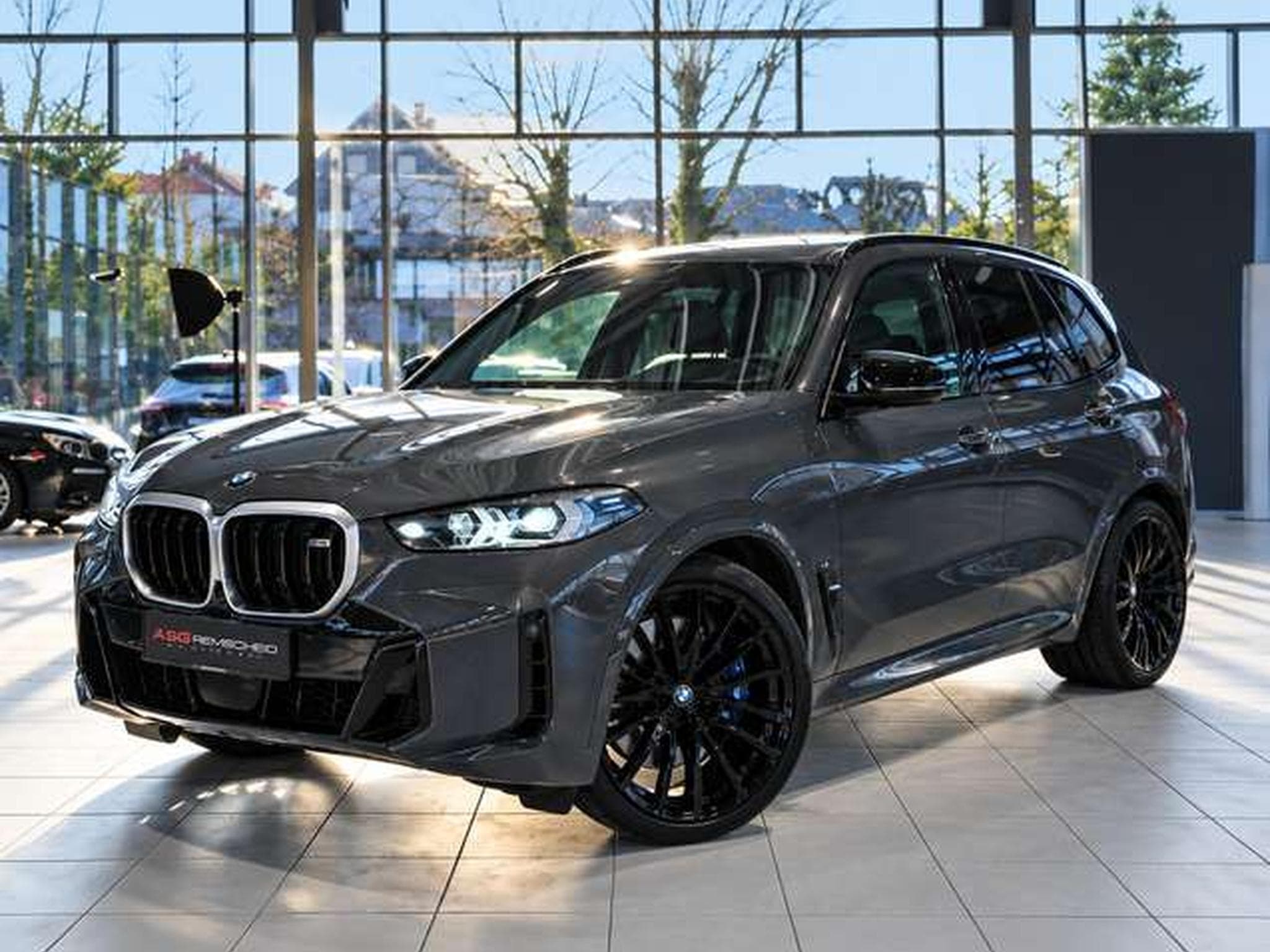 BMW X5M i xD *1.H *22 *ACC*Sky Lounge*H-UP*AHK (2024) - Photo 1