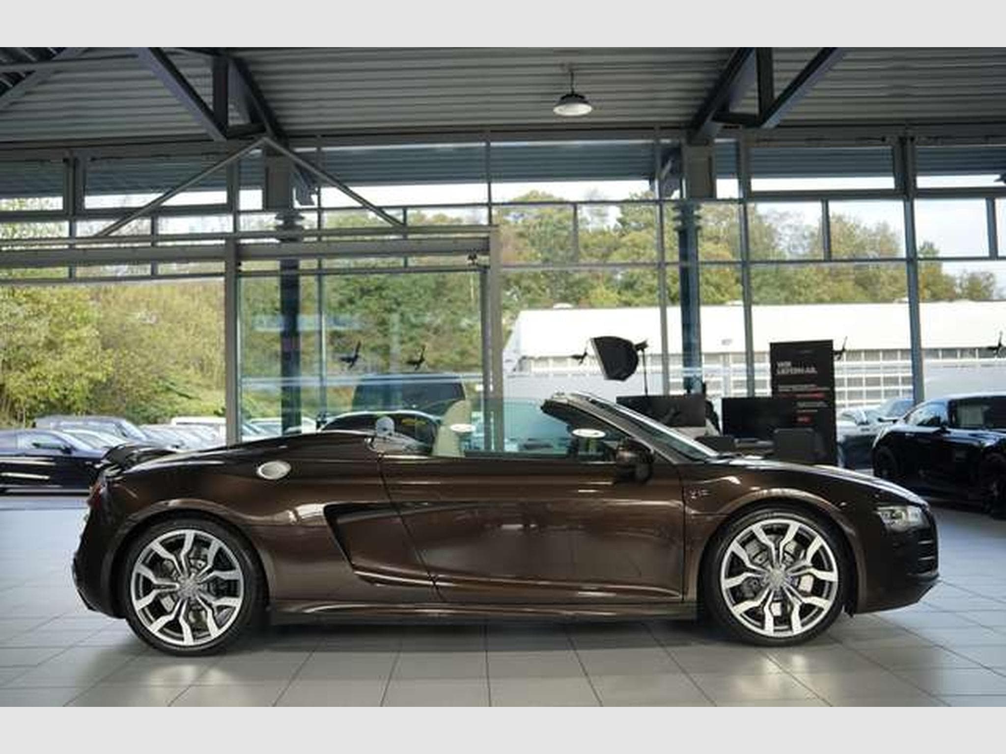 Audi R8 5.2 V10 FSI q. Spyder *2.H *Historie *Sammler (2011) - Photo 7