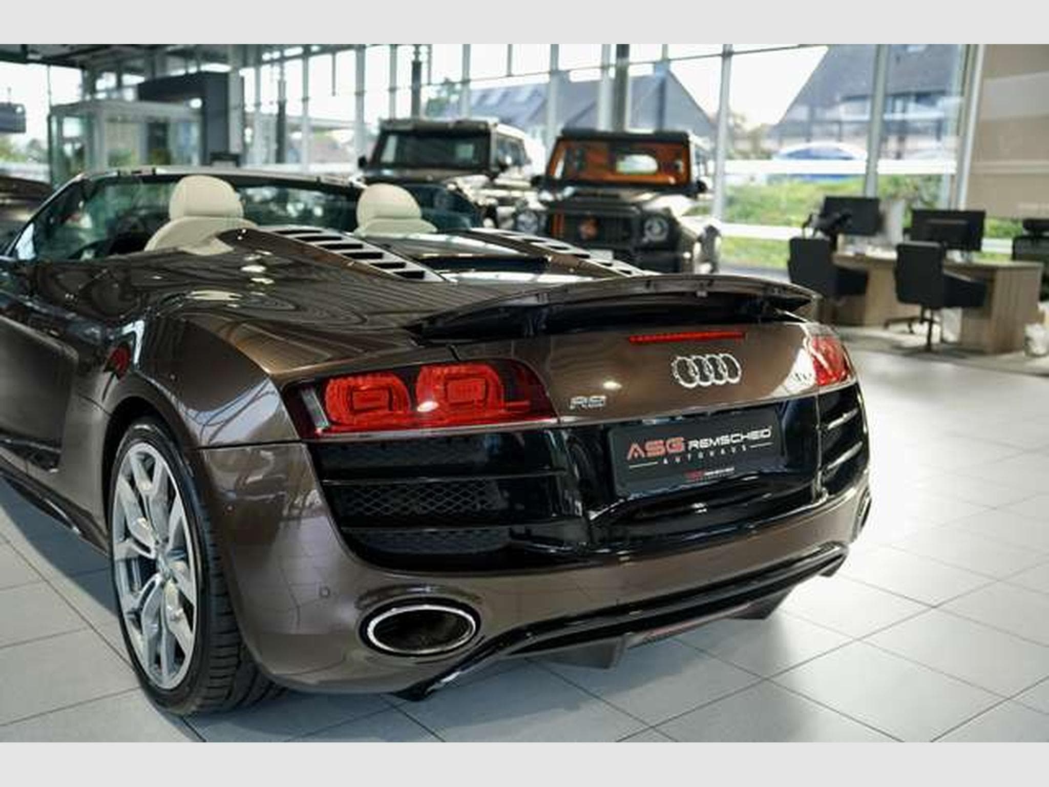 Audi R8 5.2 V10 FSI q. Spyder *2.H *Historie *Sammler (2011) - Photo 14