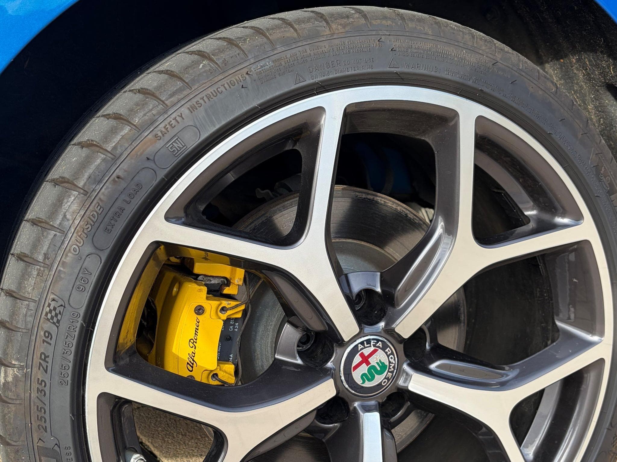 Alfa-Romeo Giulia Veloce (2019) - Photo 2