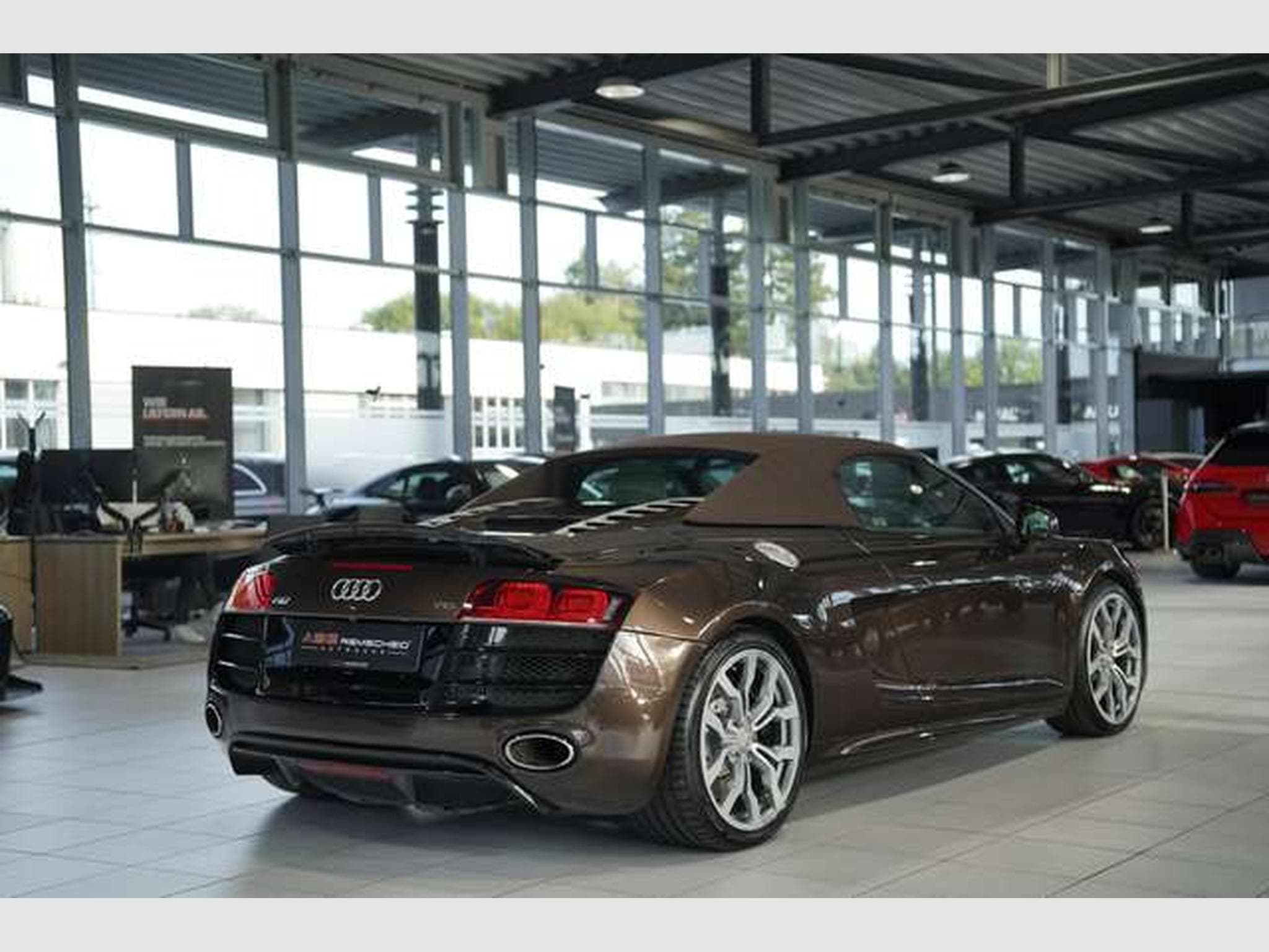 Audi R8 5.2 V10 FSI q. Spyder *2.H *Historie *Sammler (2011) - Photo 45