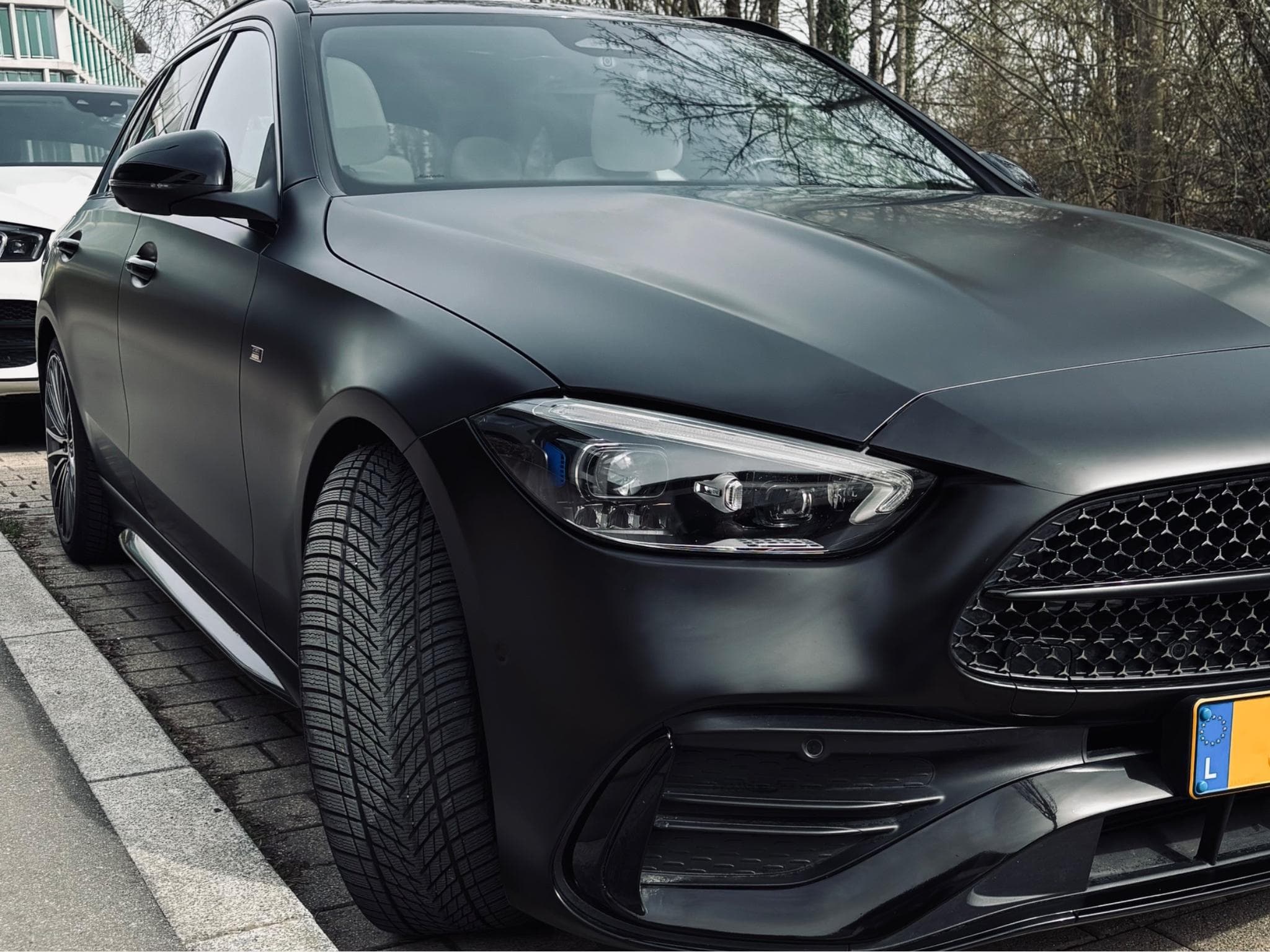 Mercedes C 300 AMG line (2023) - Photo 4