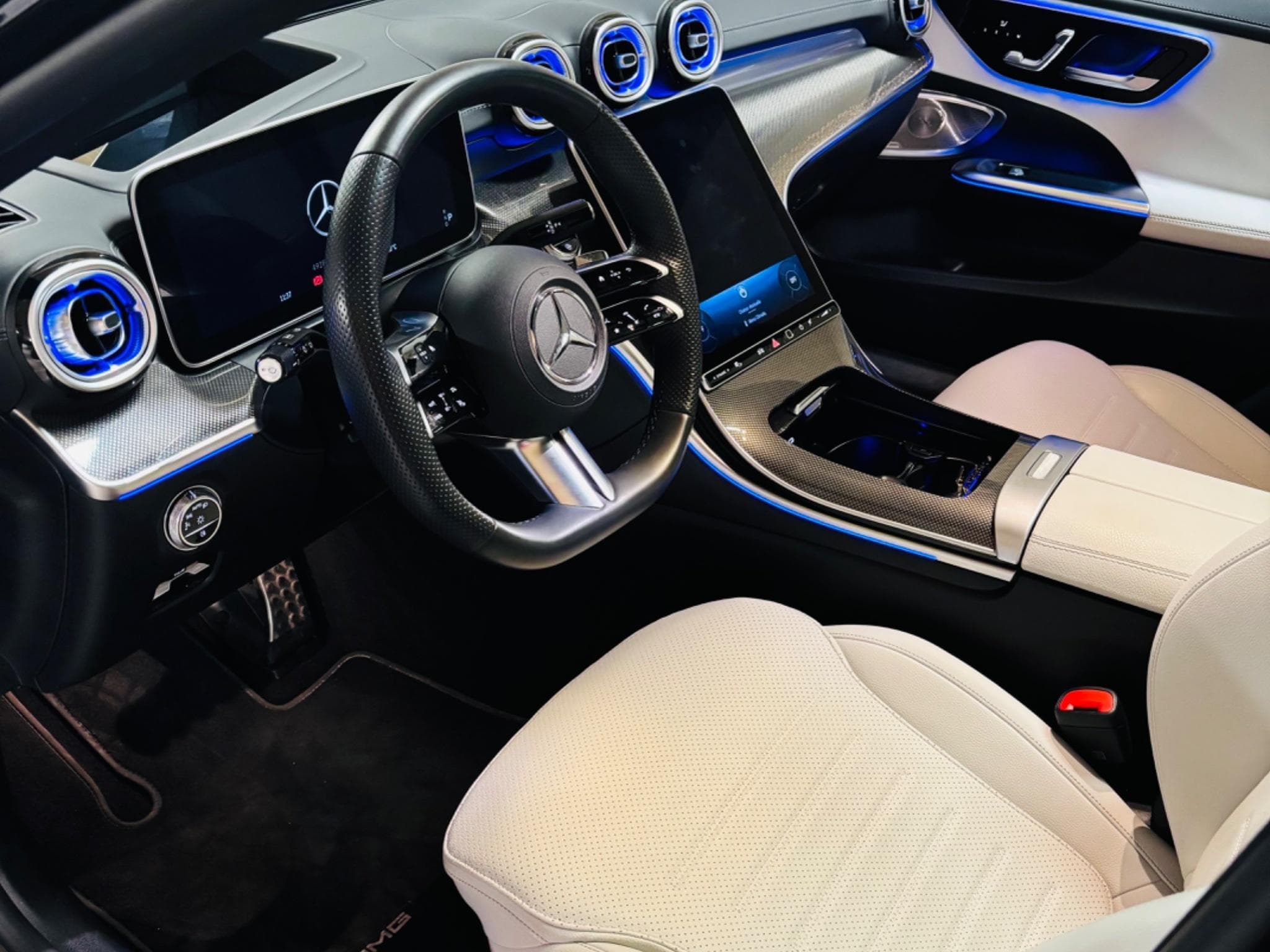 Mercedes C 300 AMG line (2023) - Photo 9