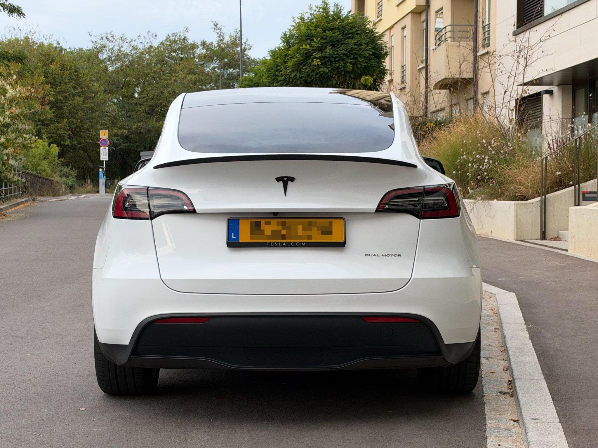 Tesla Model Y Long Range AWD | Acceleration Boost (2022) - Photo 11