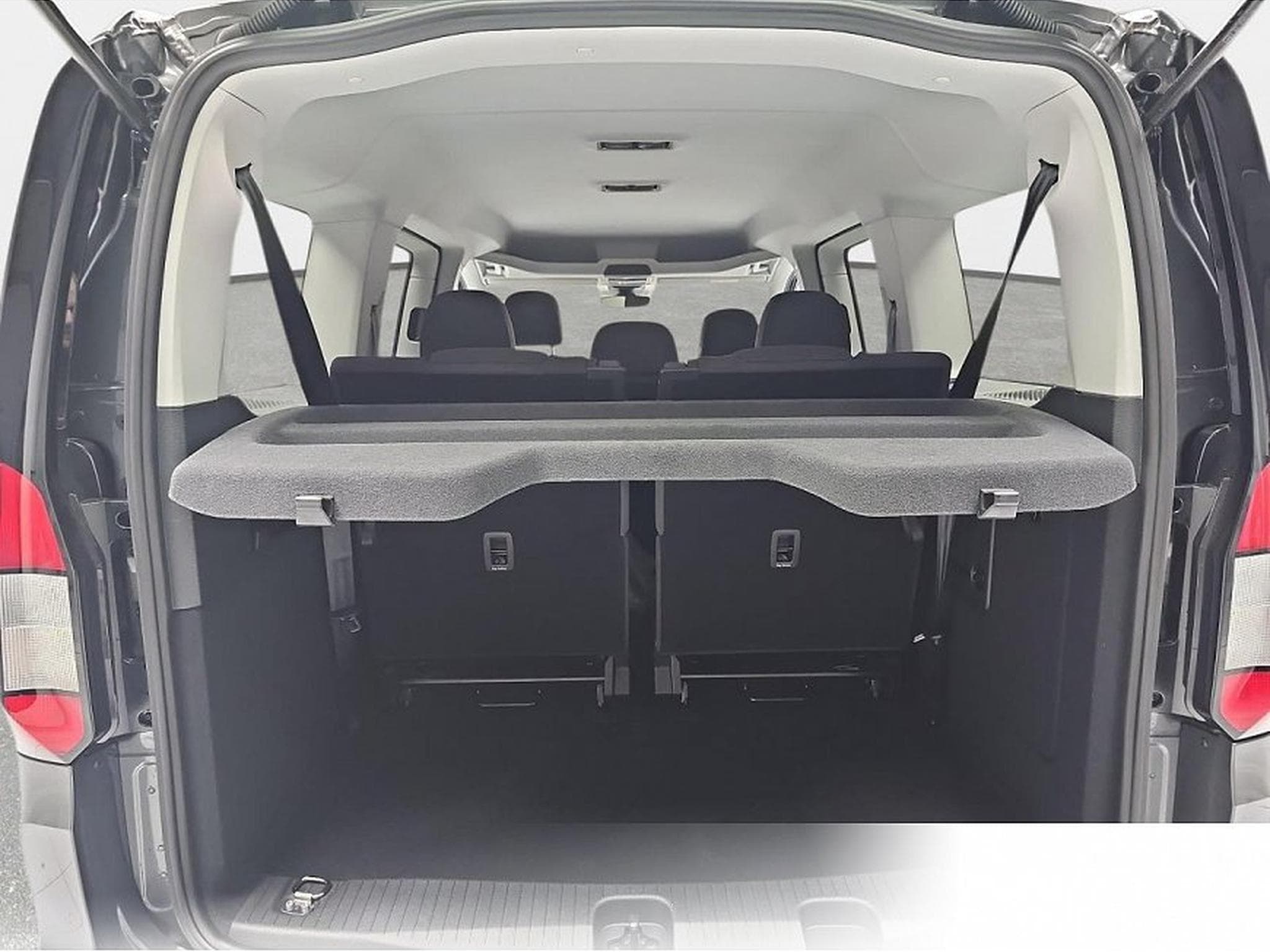 Ford Tourneo (2026) - Photo 13