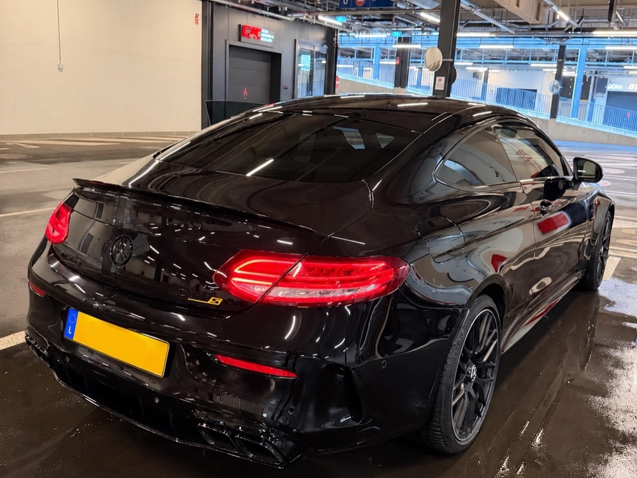 Mercedes C 63 AMG (2017) - Photo 1