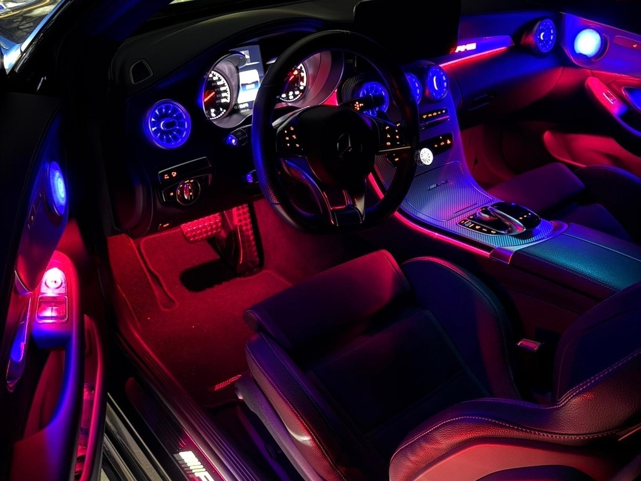 Mercedes C 63 AMG (2017) - Photo 3