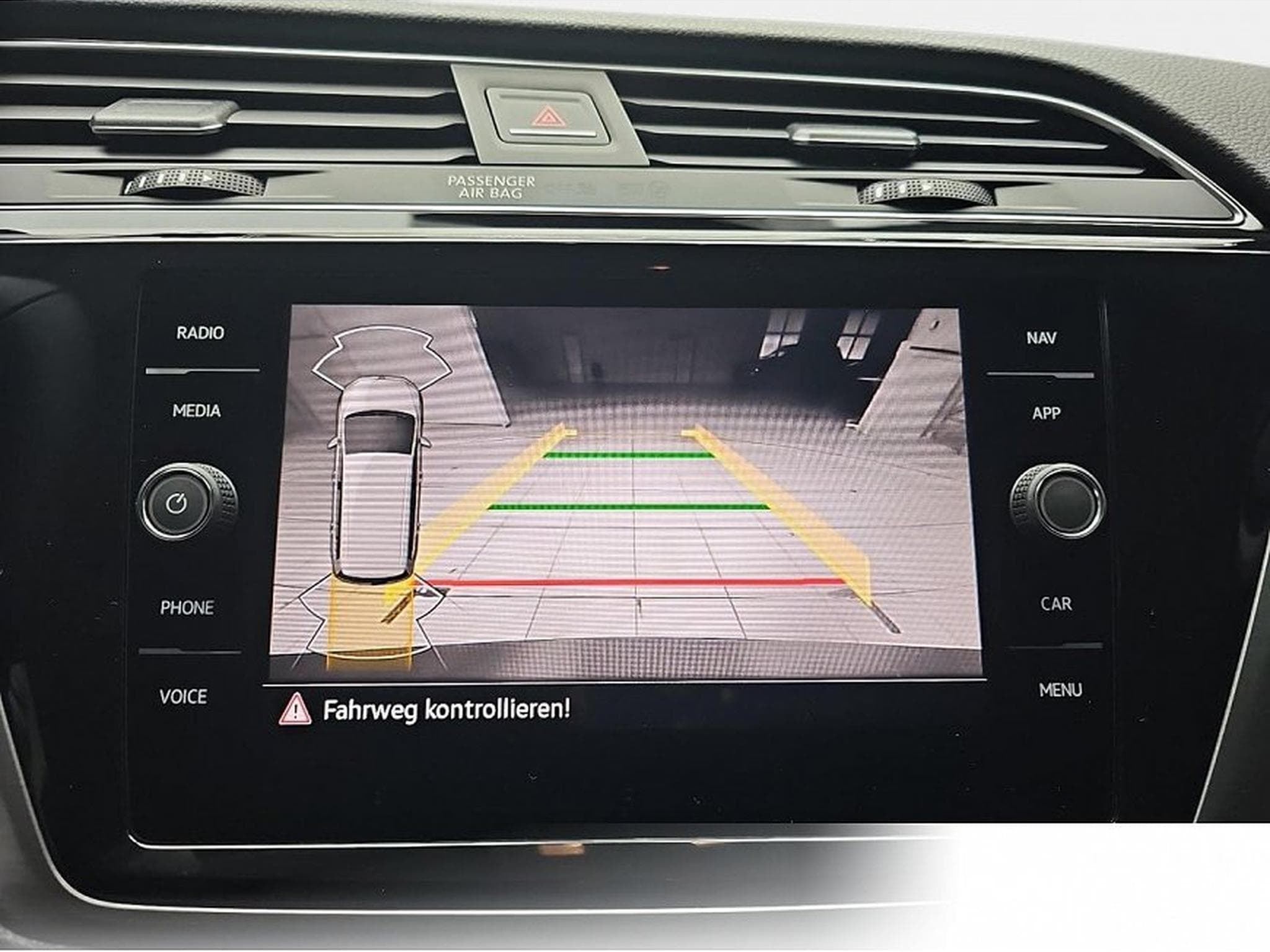 VW Touran (2026) - Foto 9