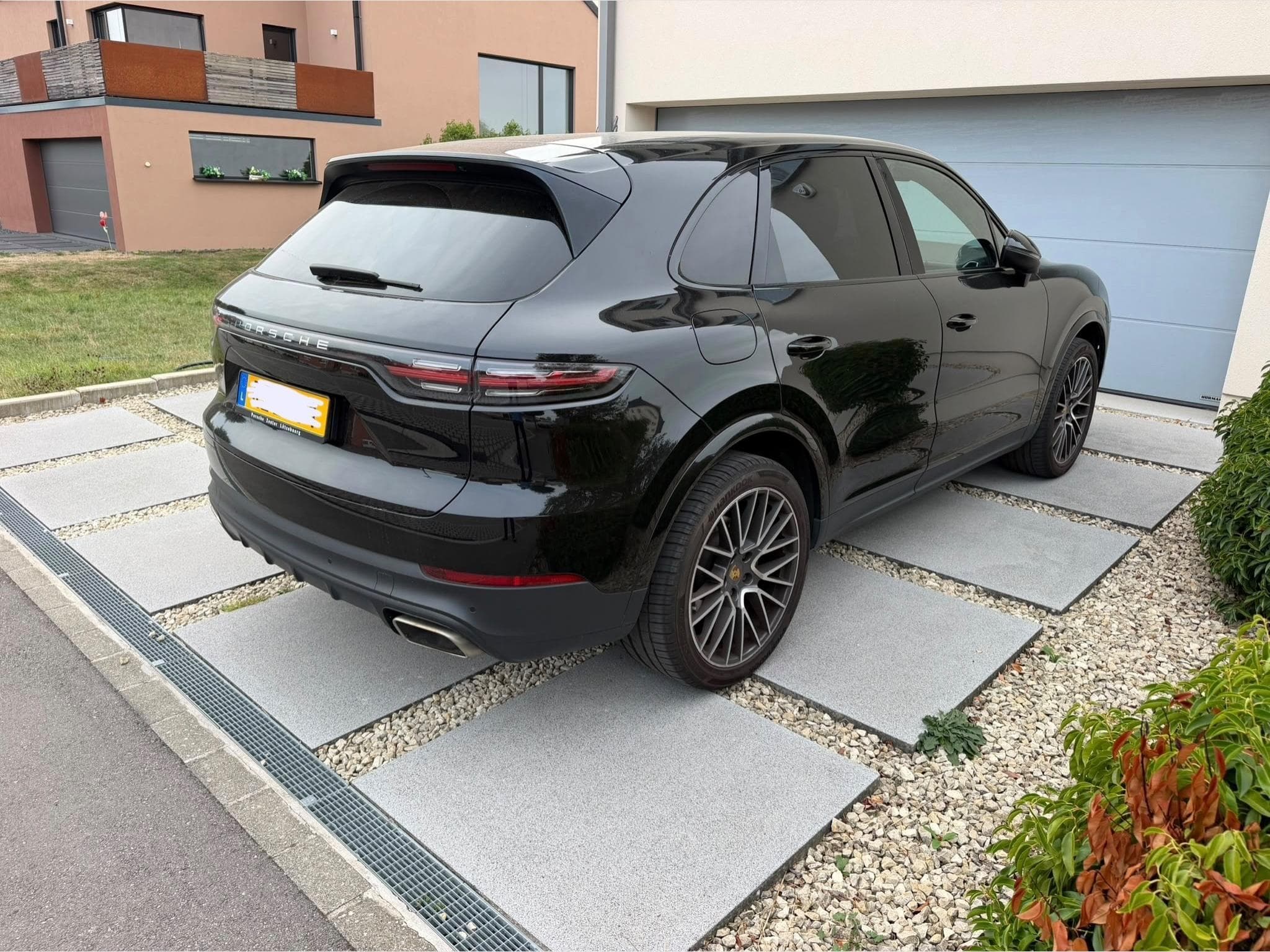 Porsche Cayenne (2019) - Photo 2