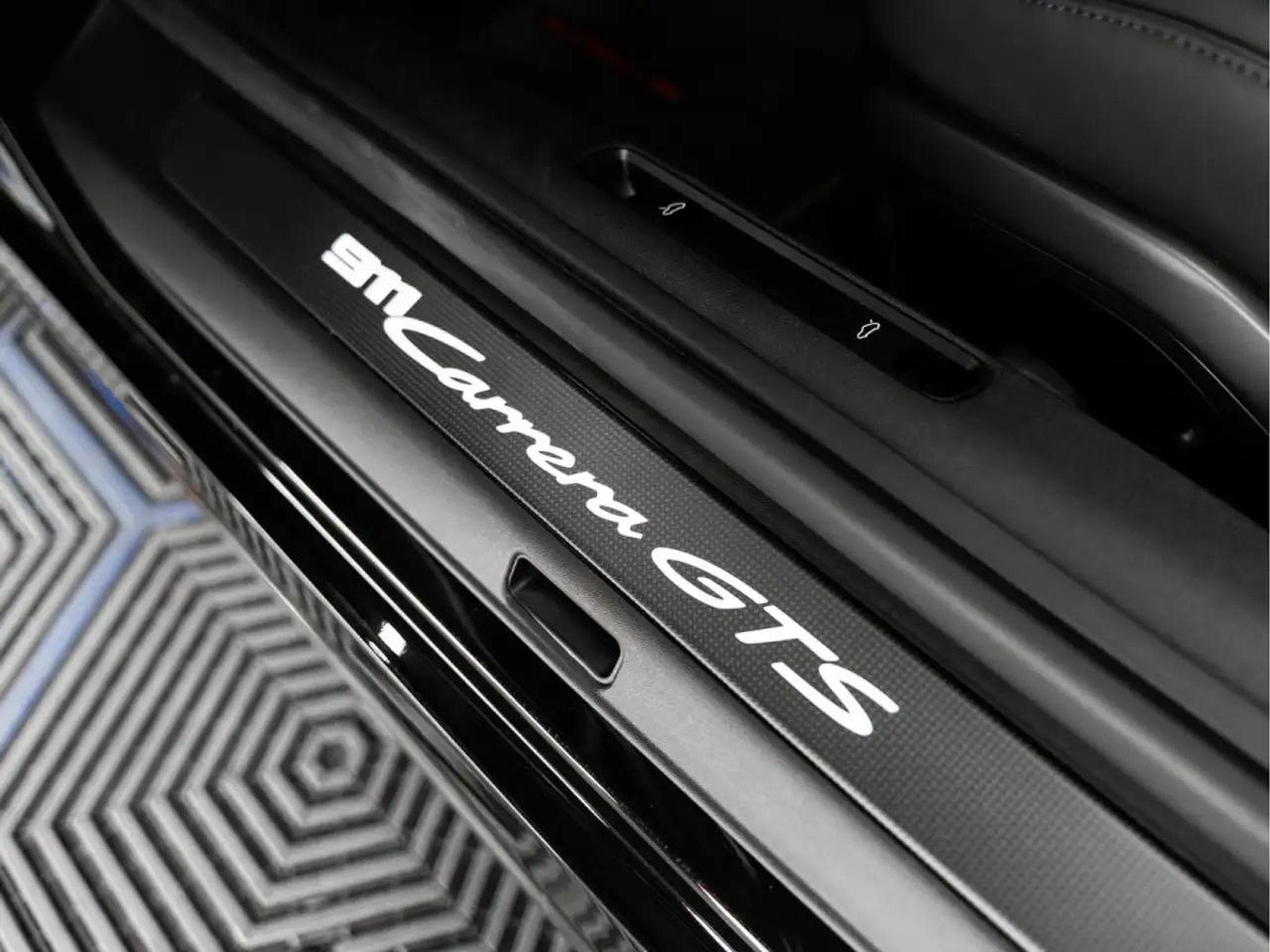 Porsche 911 (2025) - Foto 18