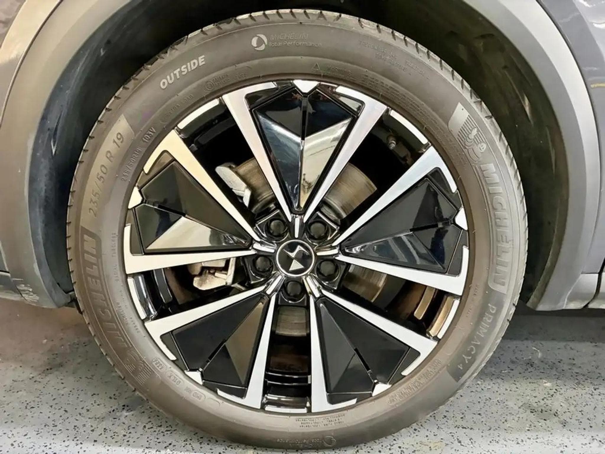 DS Automobiles DS7 (2025) - Foto 3