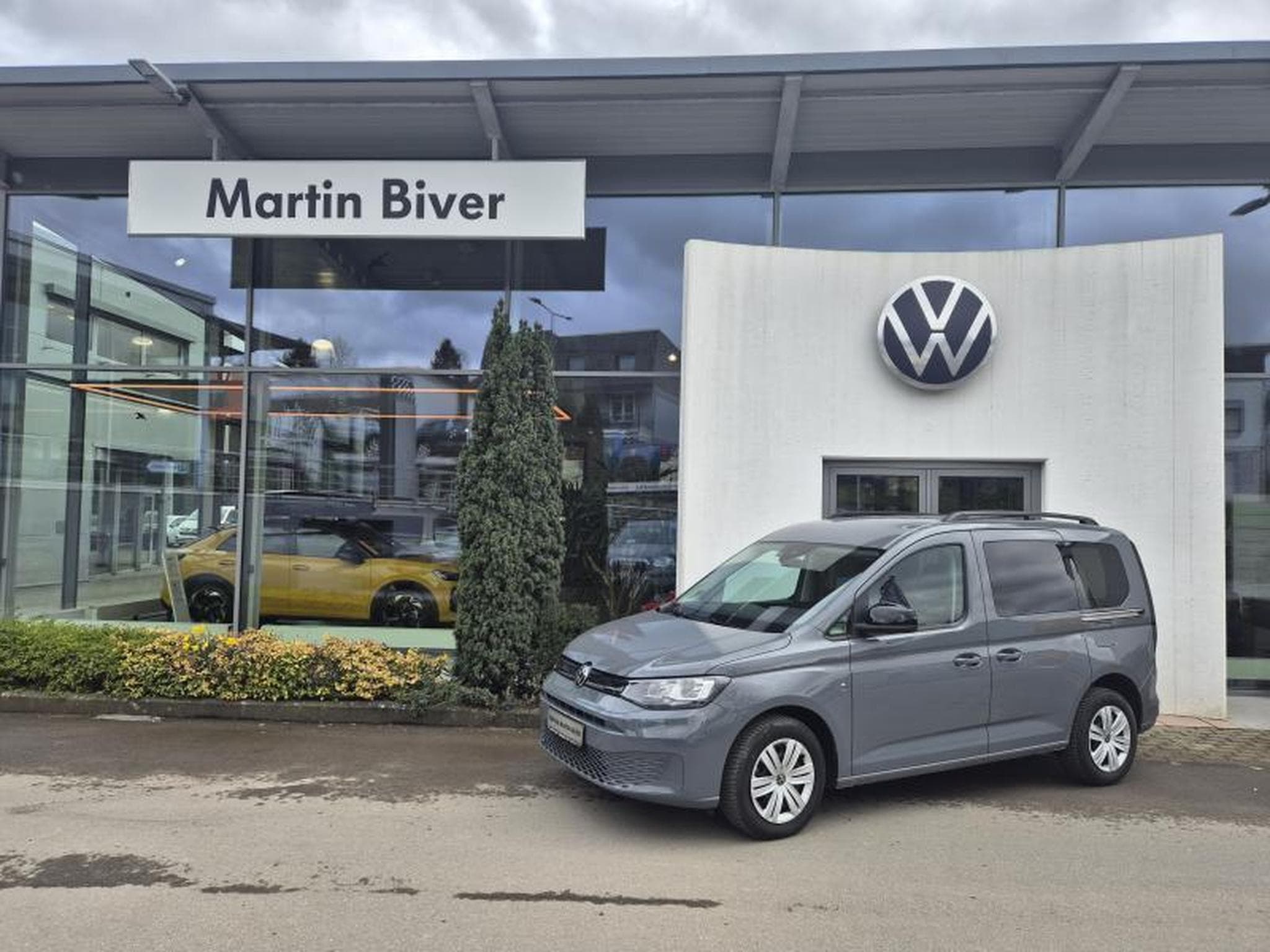 VW Caddy V (2024) - Photo 1