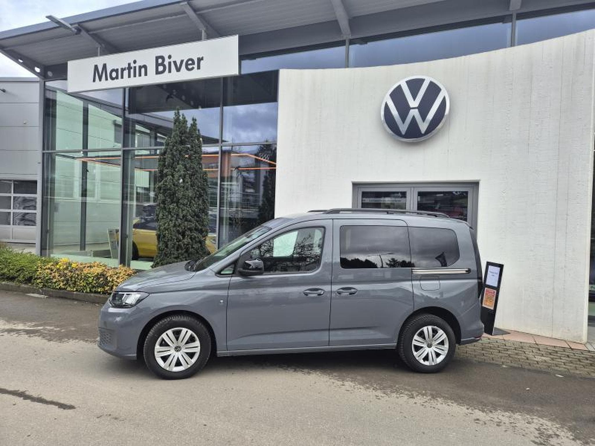 VW Caddy V (2024) - Photo 2