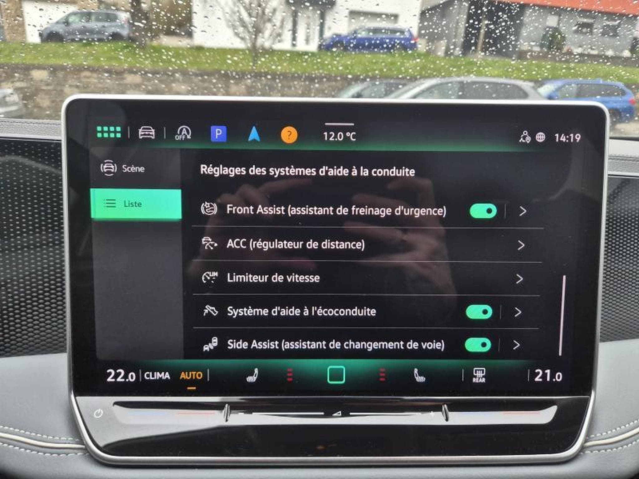 VW Passat Business (2024) - Photo 8