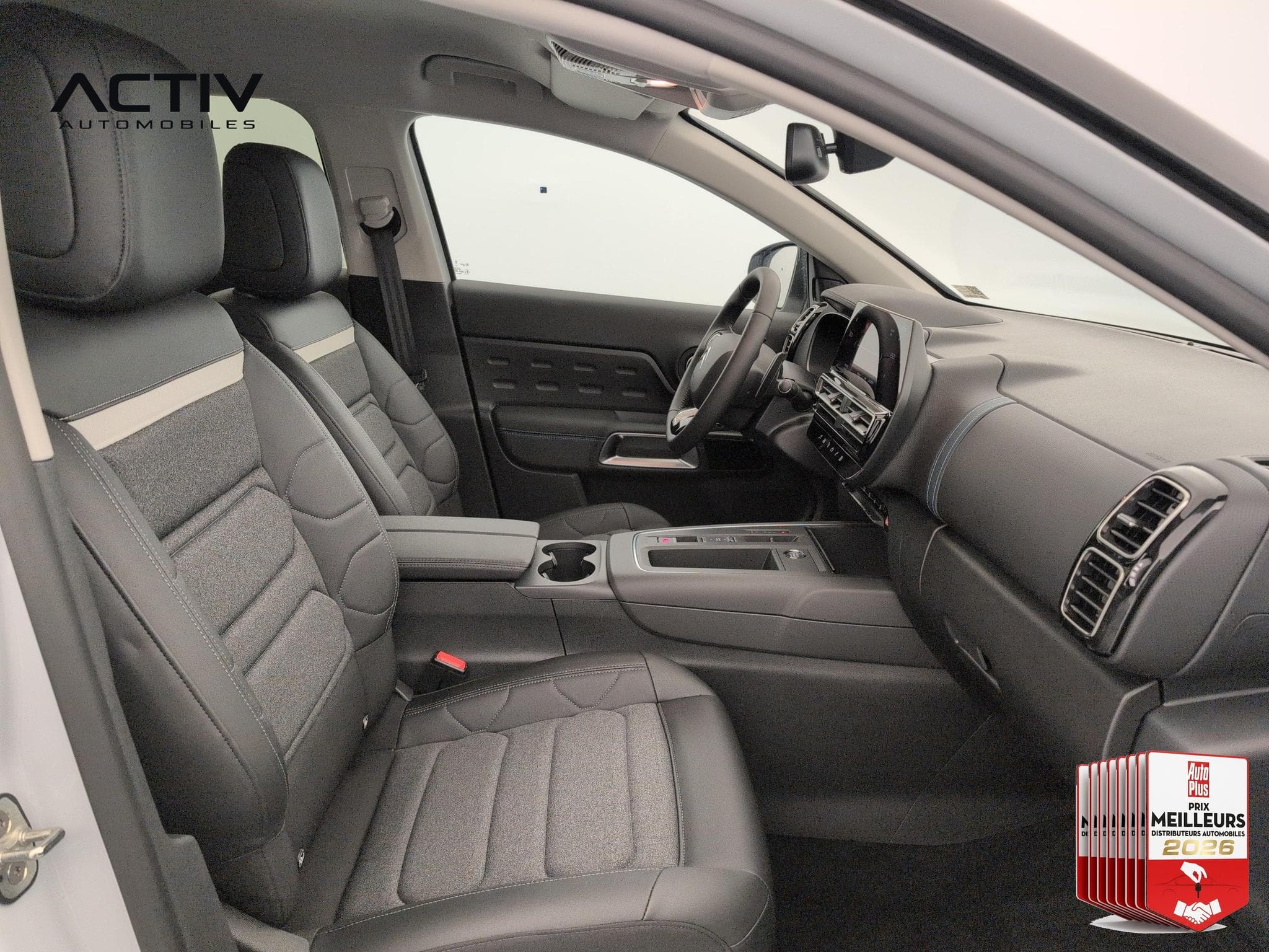 Citroën C5 Aircross BlueHDi 130 EAT8 Max (2025) - Photo 9