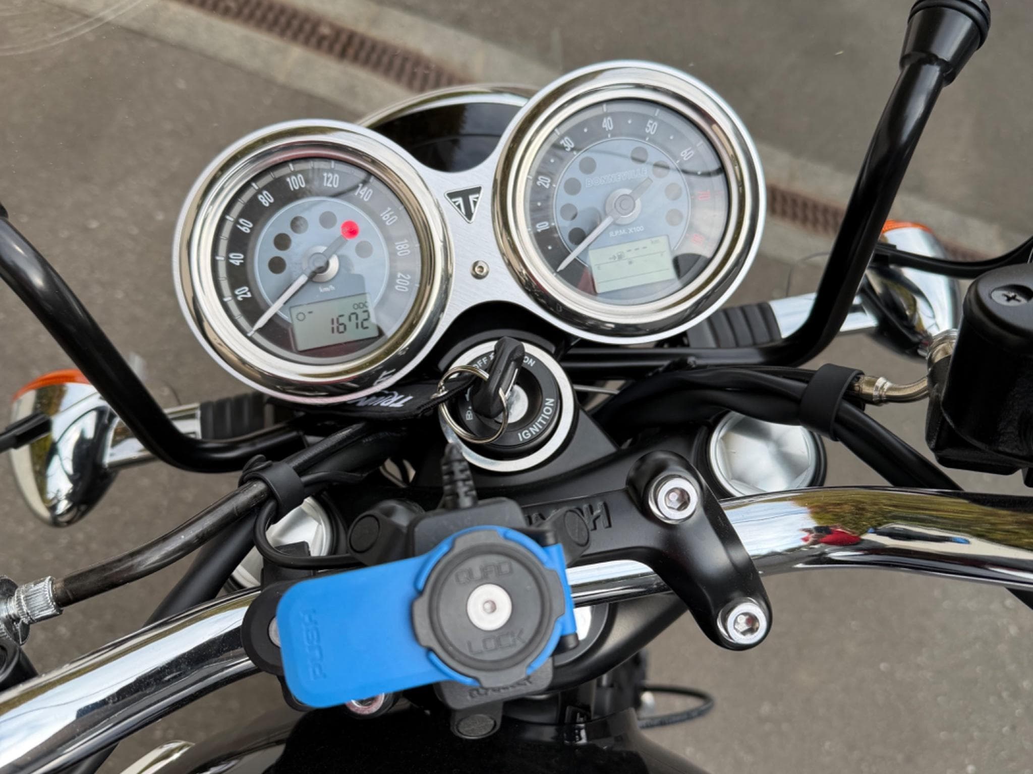 Triumph Bonneville T120 (2024) - Foto 2