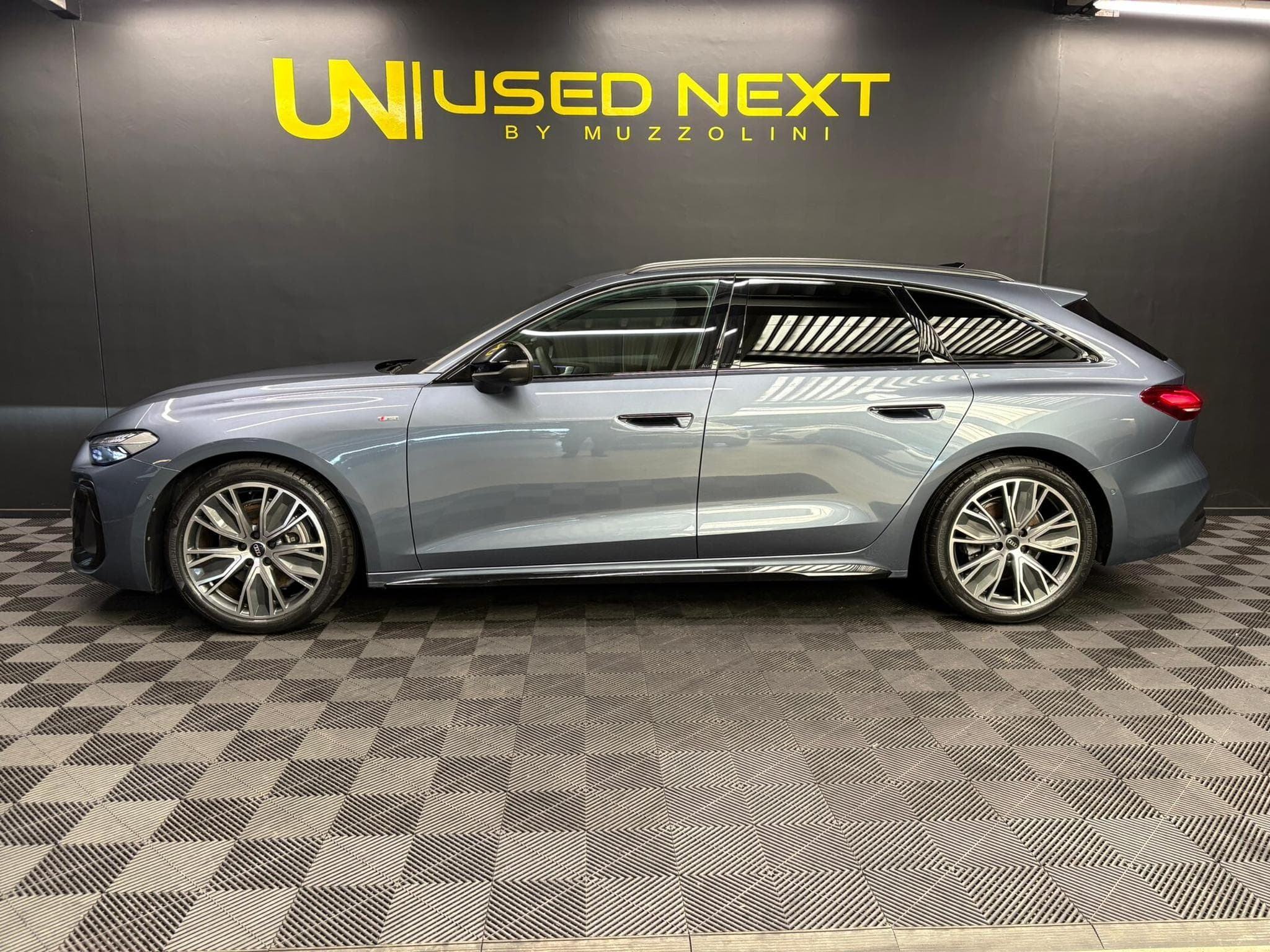 Audi A5 AVANT TFSI 204cv S-line Plus CAMERA 360/NAVI/LED (2025) - Foto 4