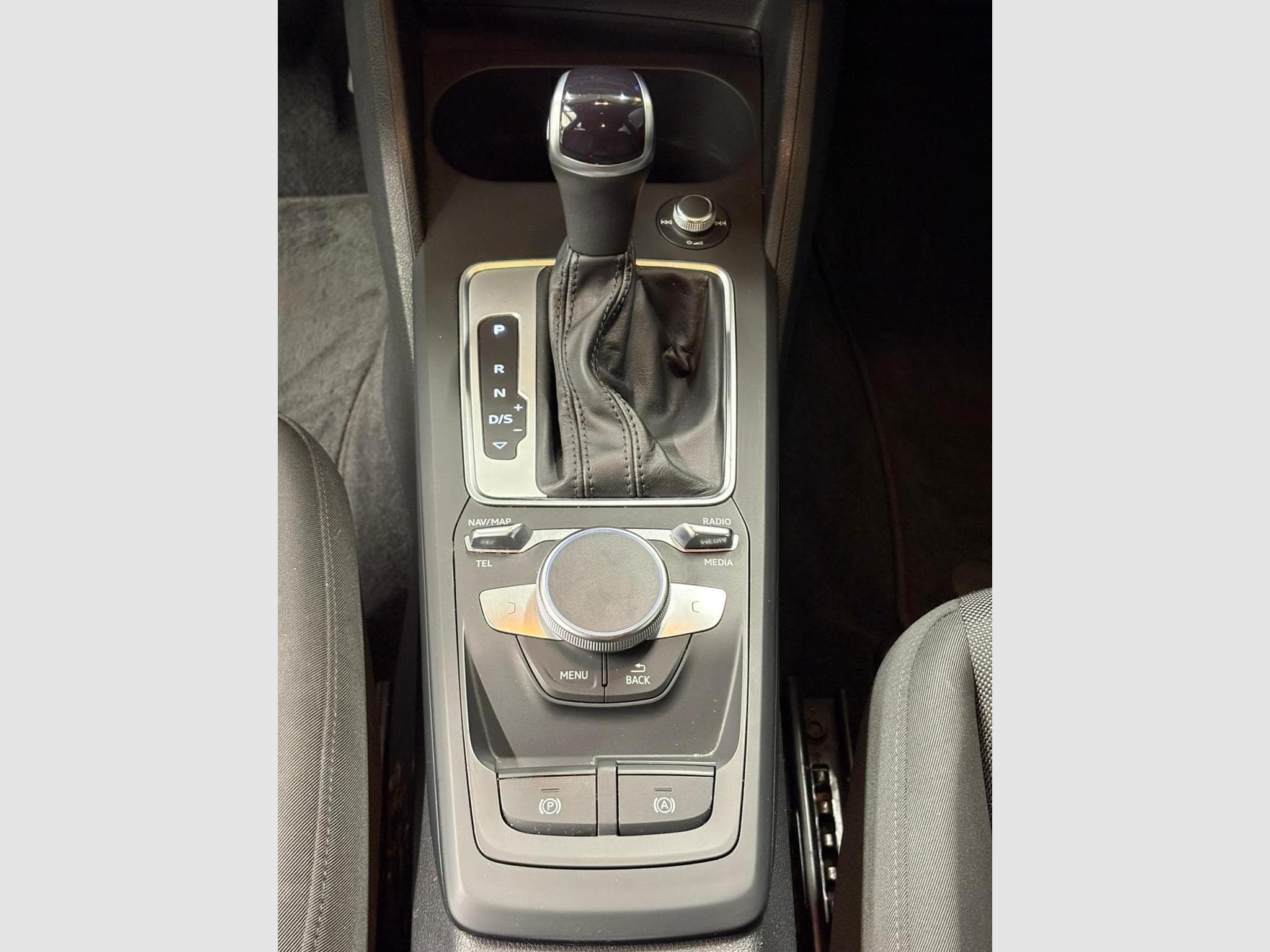 Audi Q2 Advanced 150 cv S-Tronic CAMERA/ACC/HAYON ELEC (2023) - Foto 14