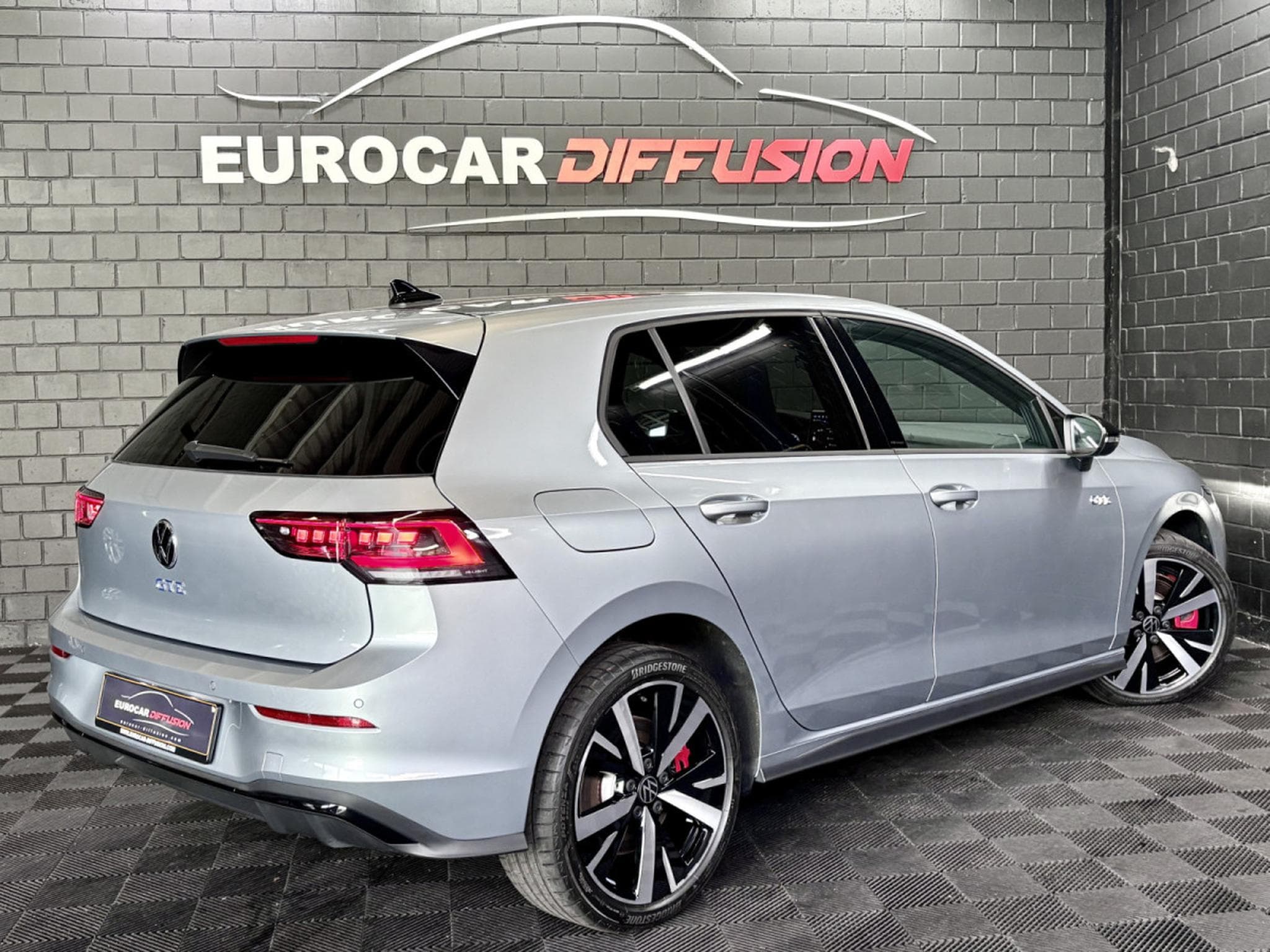 VW Golf GTE PHASE 2  1.5 eHybrid 272 CV DSG 6 *CAM* MATRIX * TÊTE HA (2025) - Foto 6