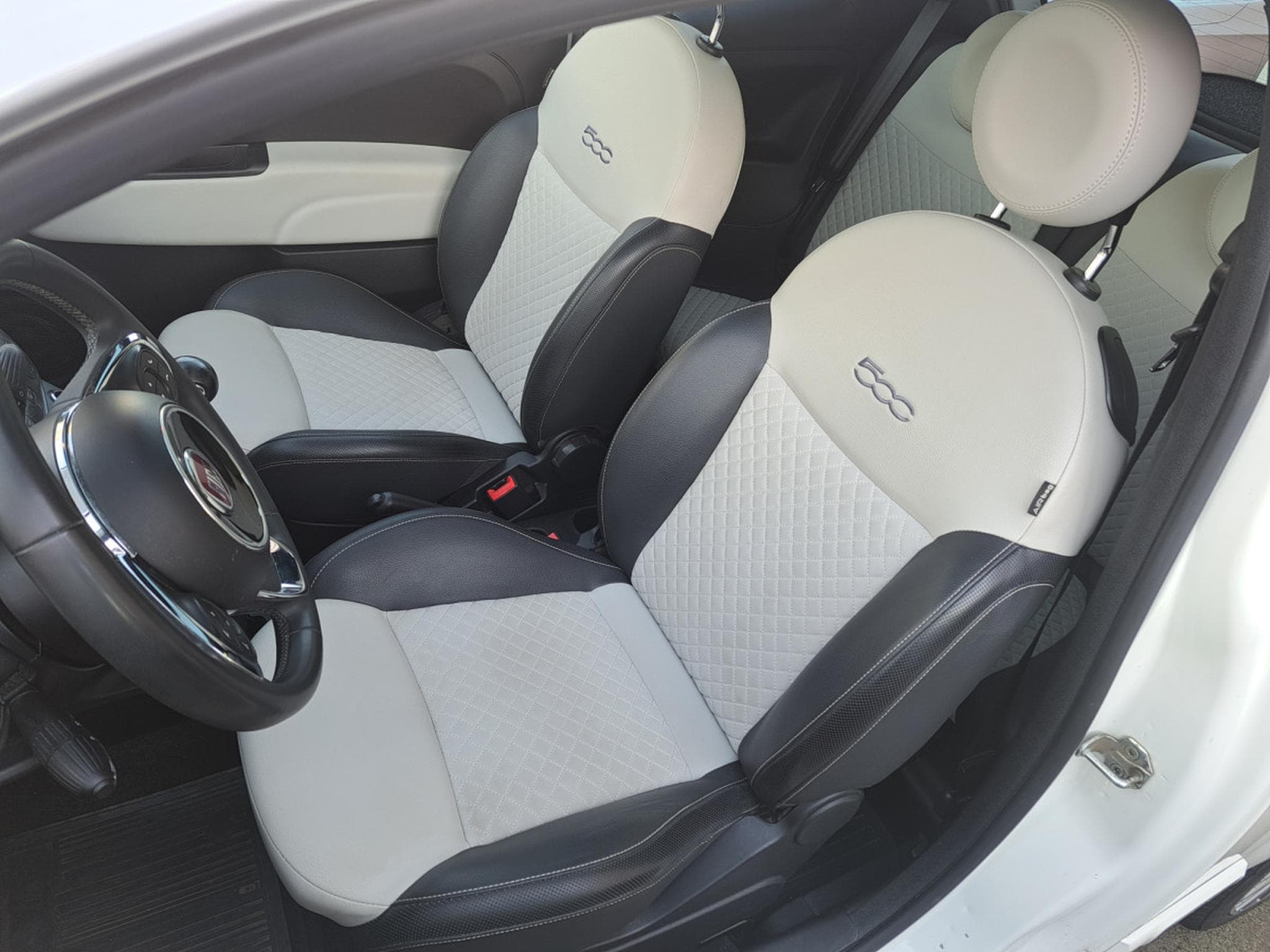 Fiat 500 DOLCEVITA BI-COLOR (2021) - Photo 11