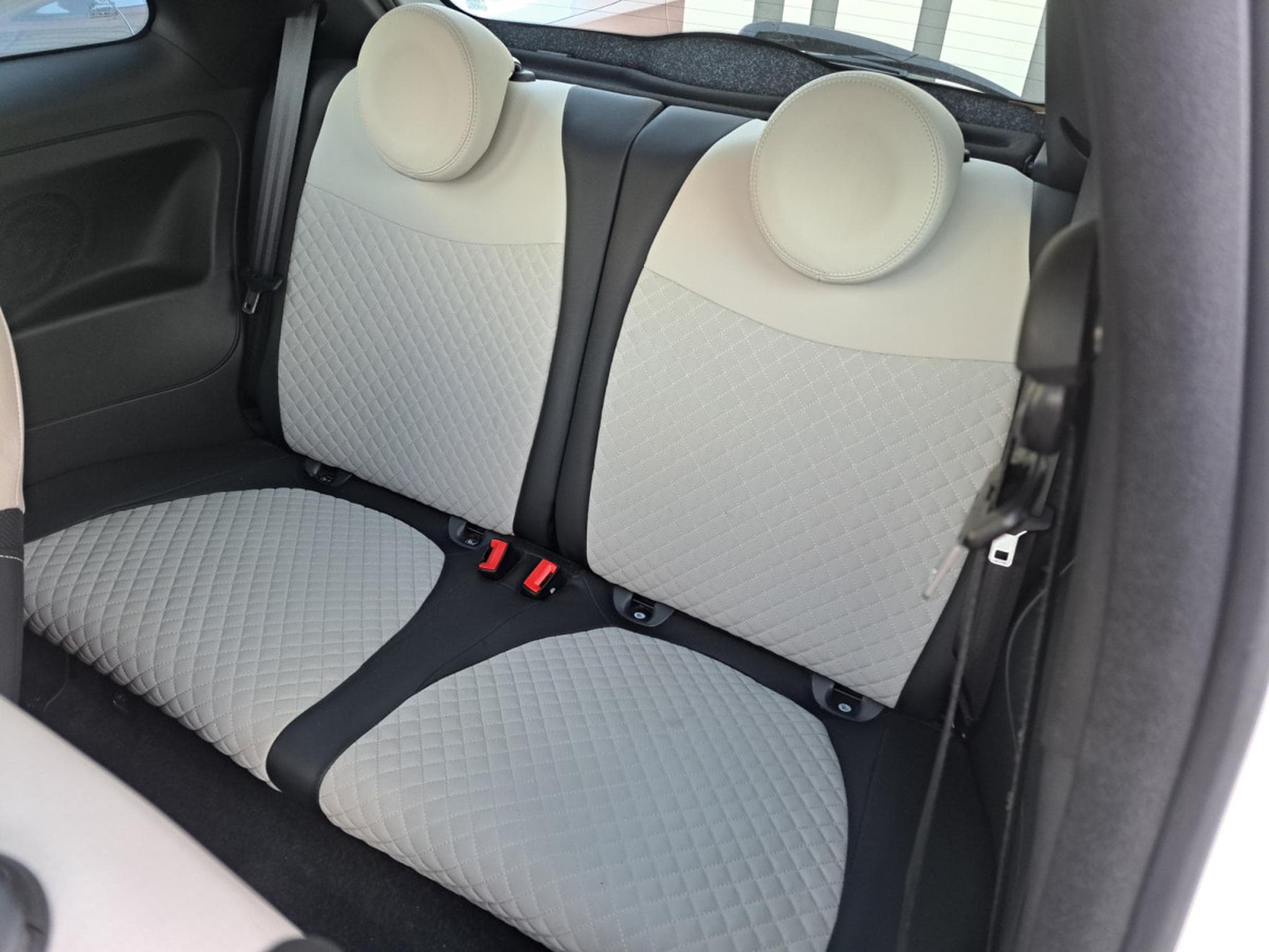Fiat 500 DOLCEVITA BI-COLOR (2021) - Photo 12