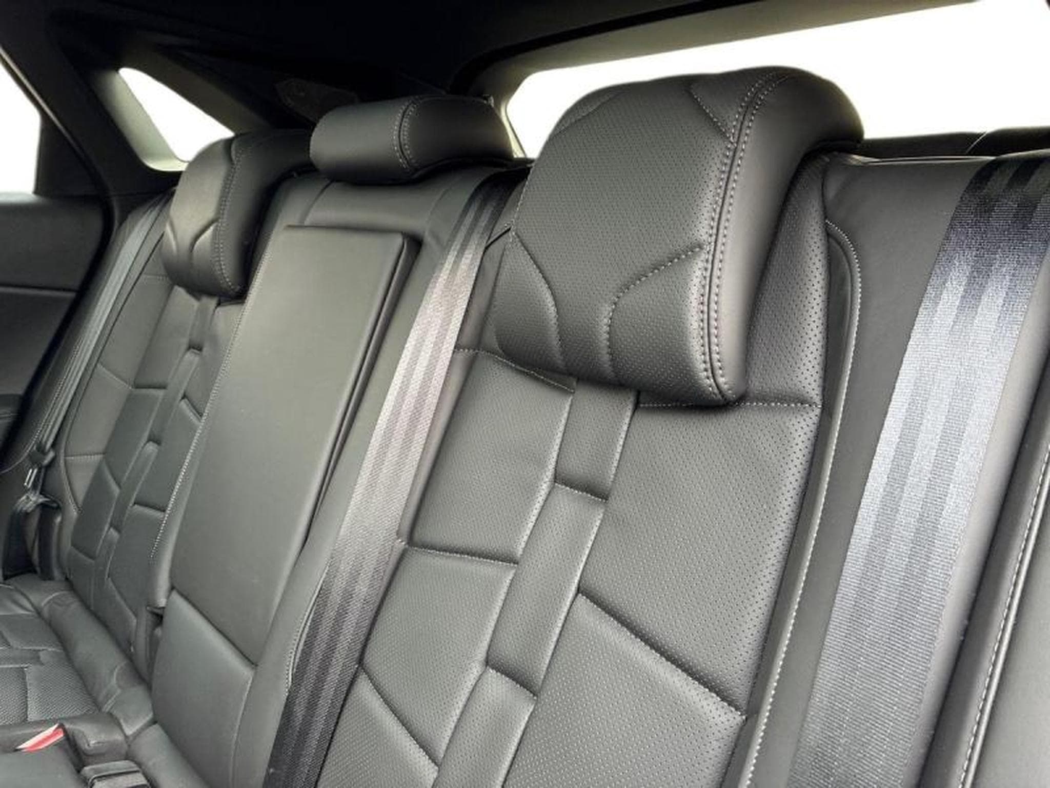 DS Automobiles DS7 1.5 BlueHDi 130ch Etoile (2025) - Foto 3