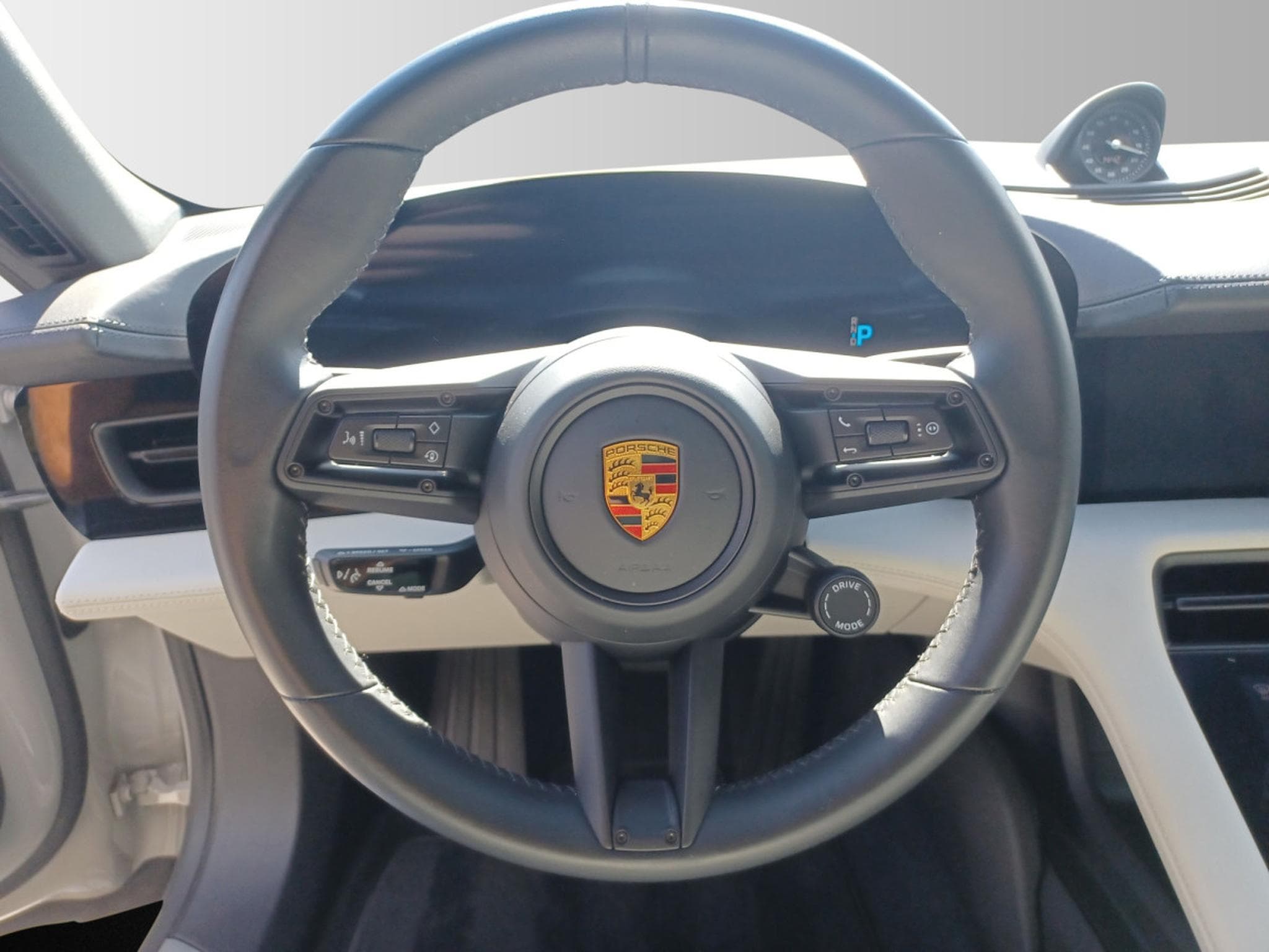 Porsche Taycan 4S (2022) - Photo 11
