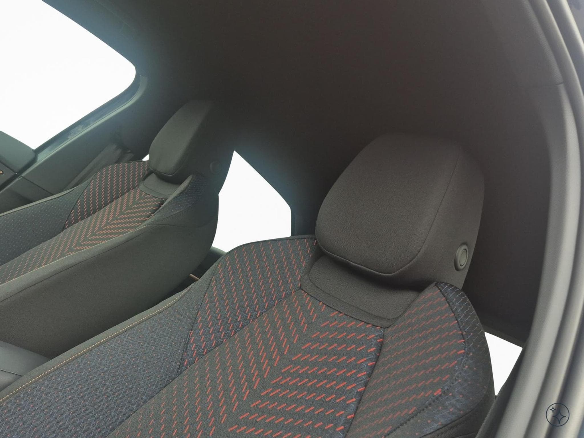 Cupra Raval Endurance (2026) - Foto 11