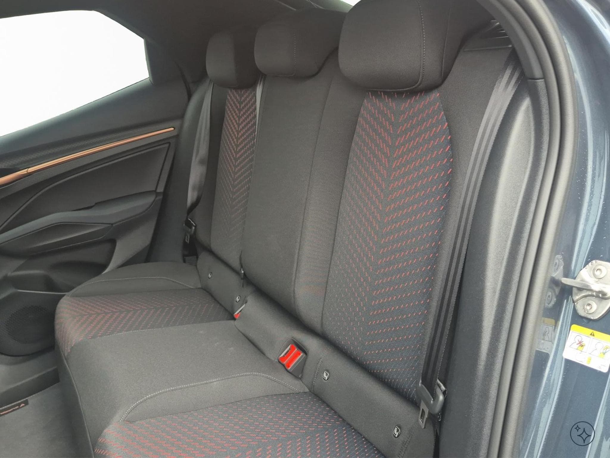 Cupra Raval Endurance (2026) - Foto 17