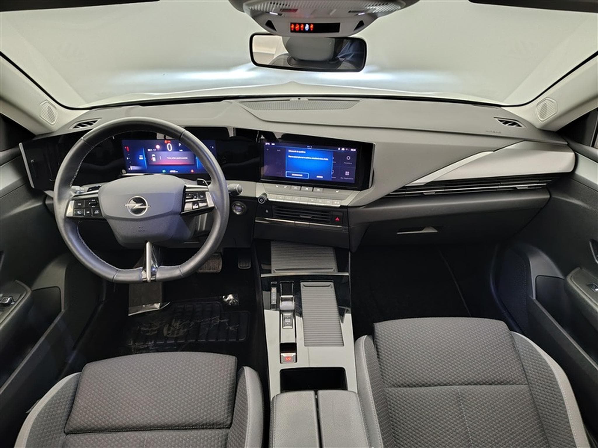 Opel Astra 1.5 Turbo D Edition Navi / Led / PDC av+ar (2023) - Foto 8