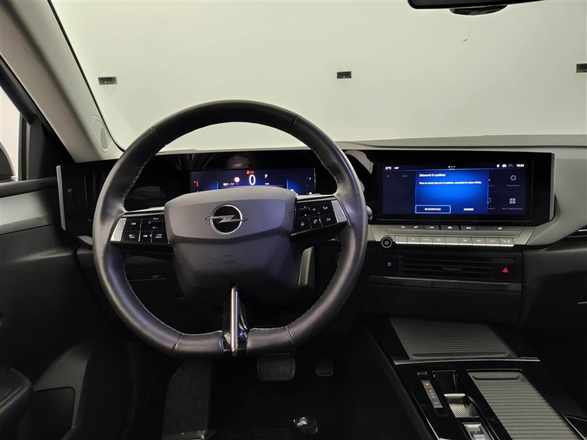 Opel Astra 1.5 Turbo D Edition Navi / Led / PDC av+ar (2023) - Foto 9