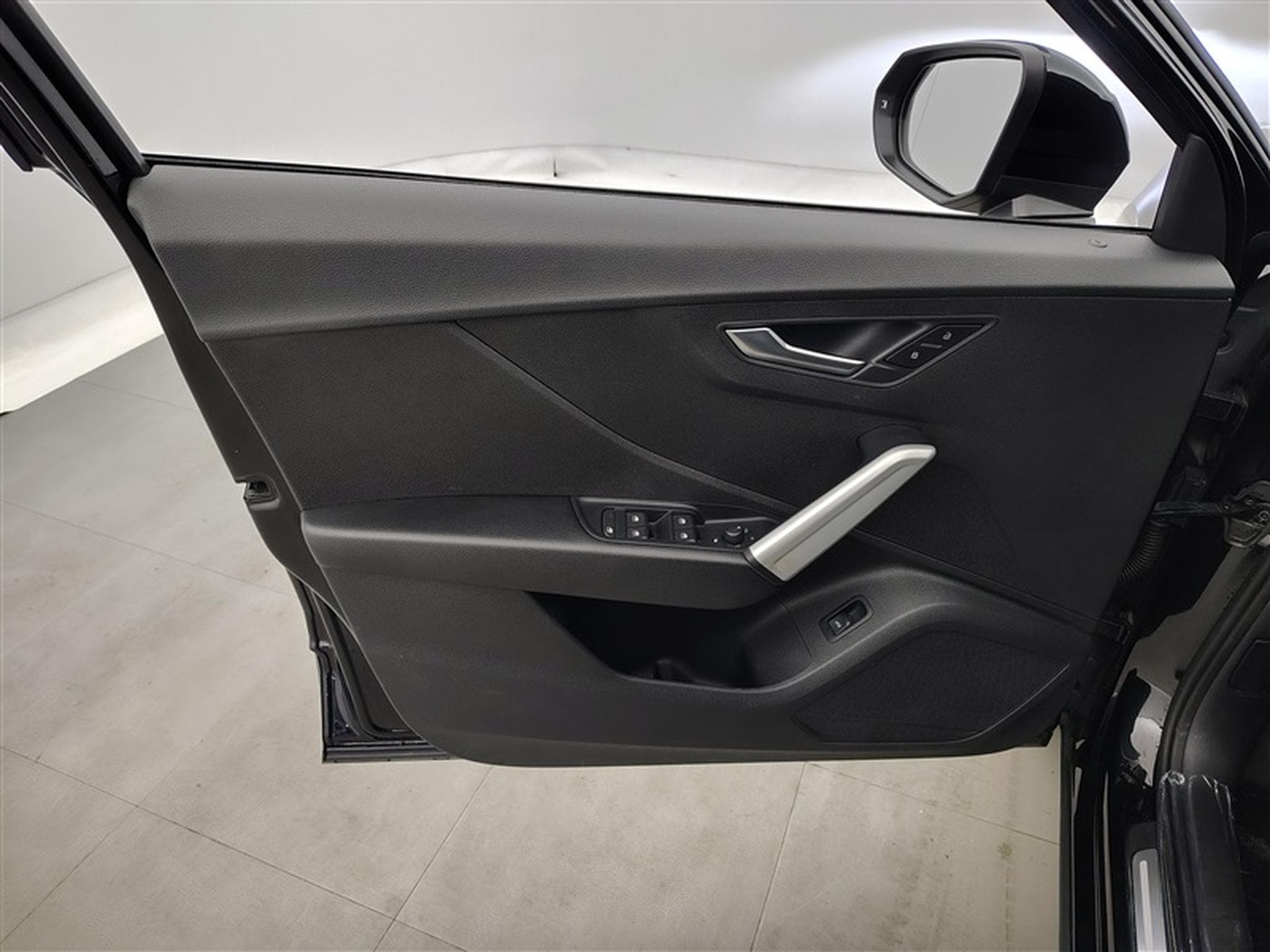 Audi Q2 35 TFSI 150Cv S-Tronic Advanced NAVI / CAMERA (2023) - Photo 17