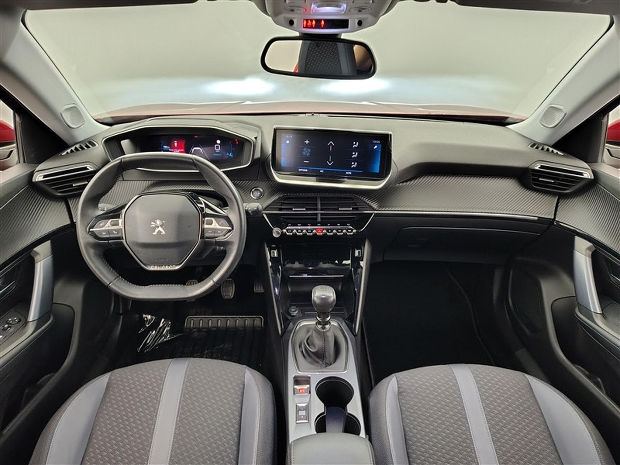 Peugeot 2008 1.2 PureTech CAMERA / CARPLAY (2020) - Photo 8